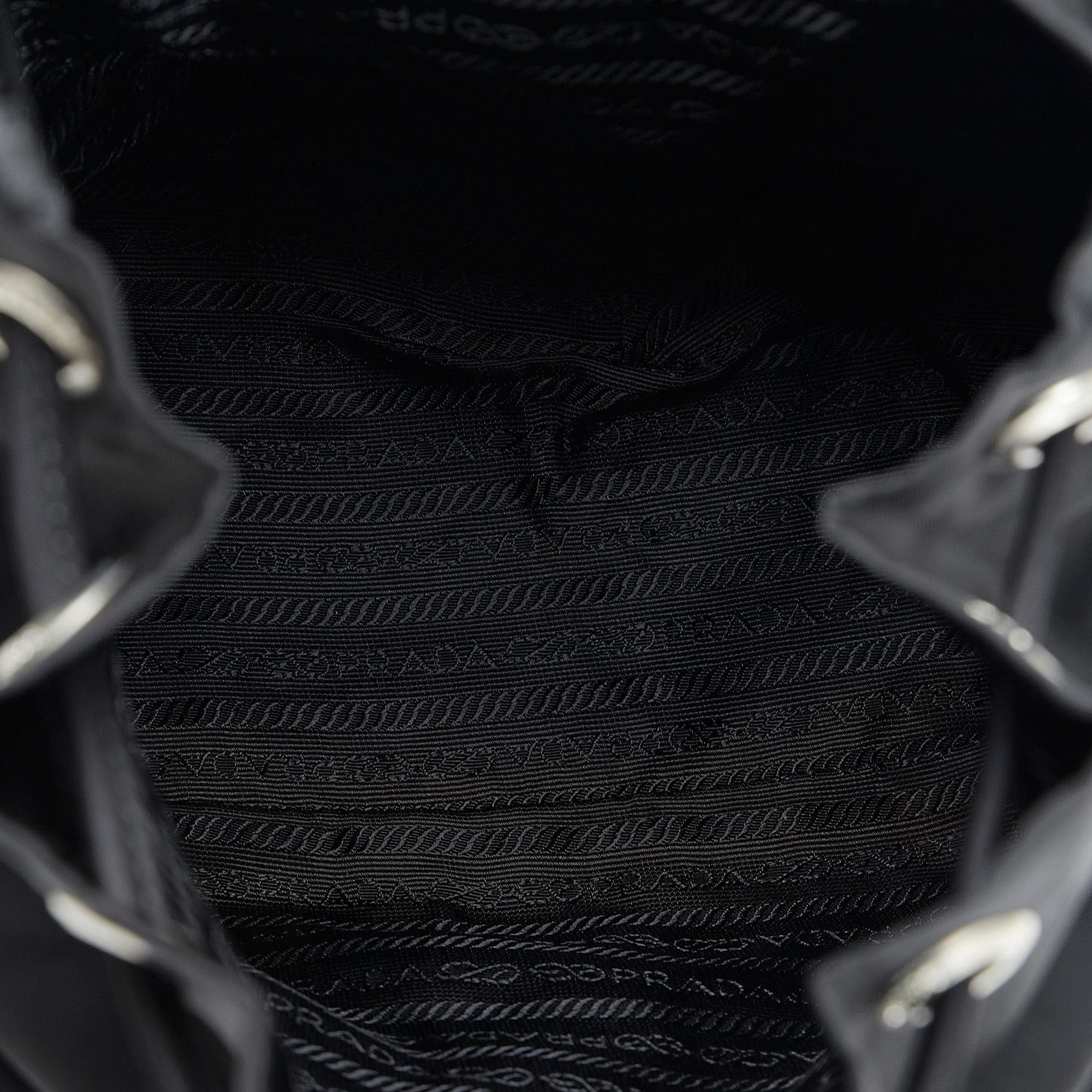 Prada Tessuto Backpack (SHG-oF1E9W)