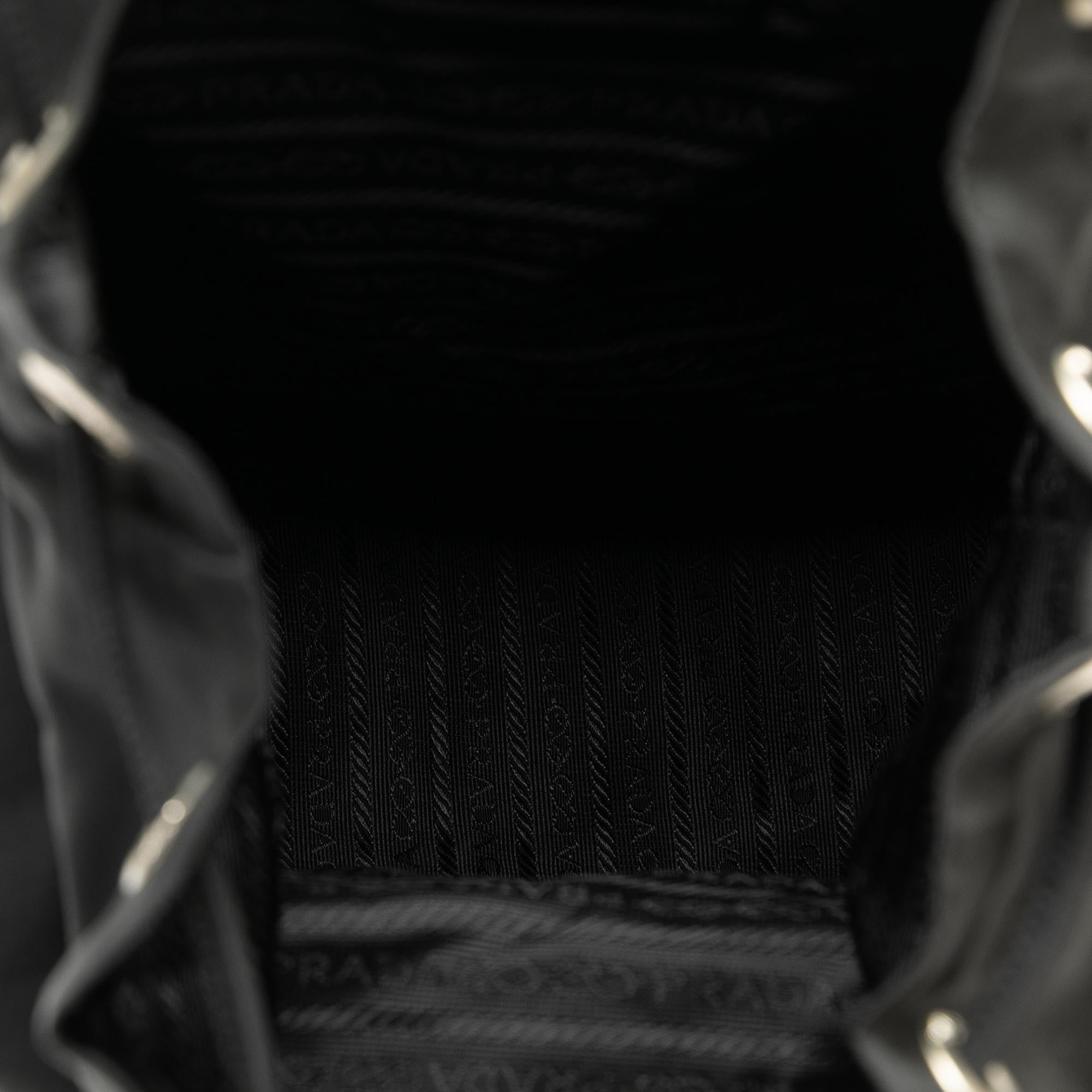 Prada Tessuto Backpack (SHG-ylMt7U)