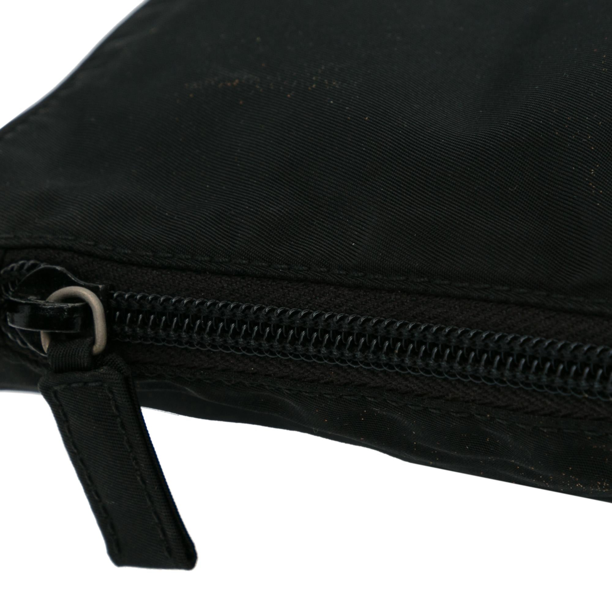 Prada Tessuto Baguette (SHG-jEOxiV)