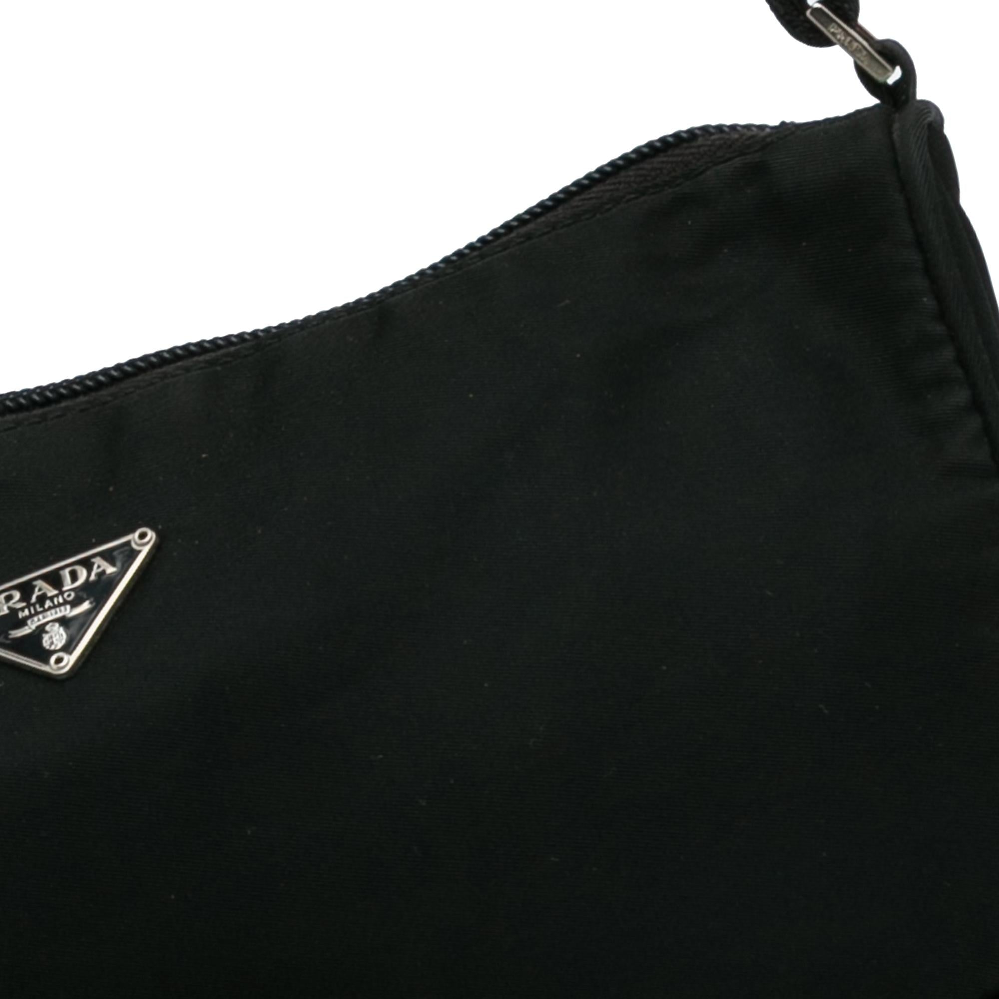 Prada Tessuto Baguette (SHG-jEOxiV)