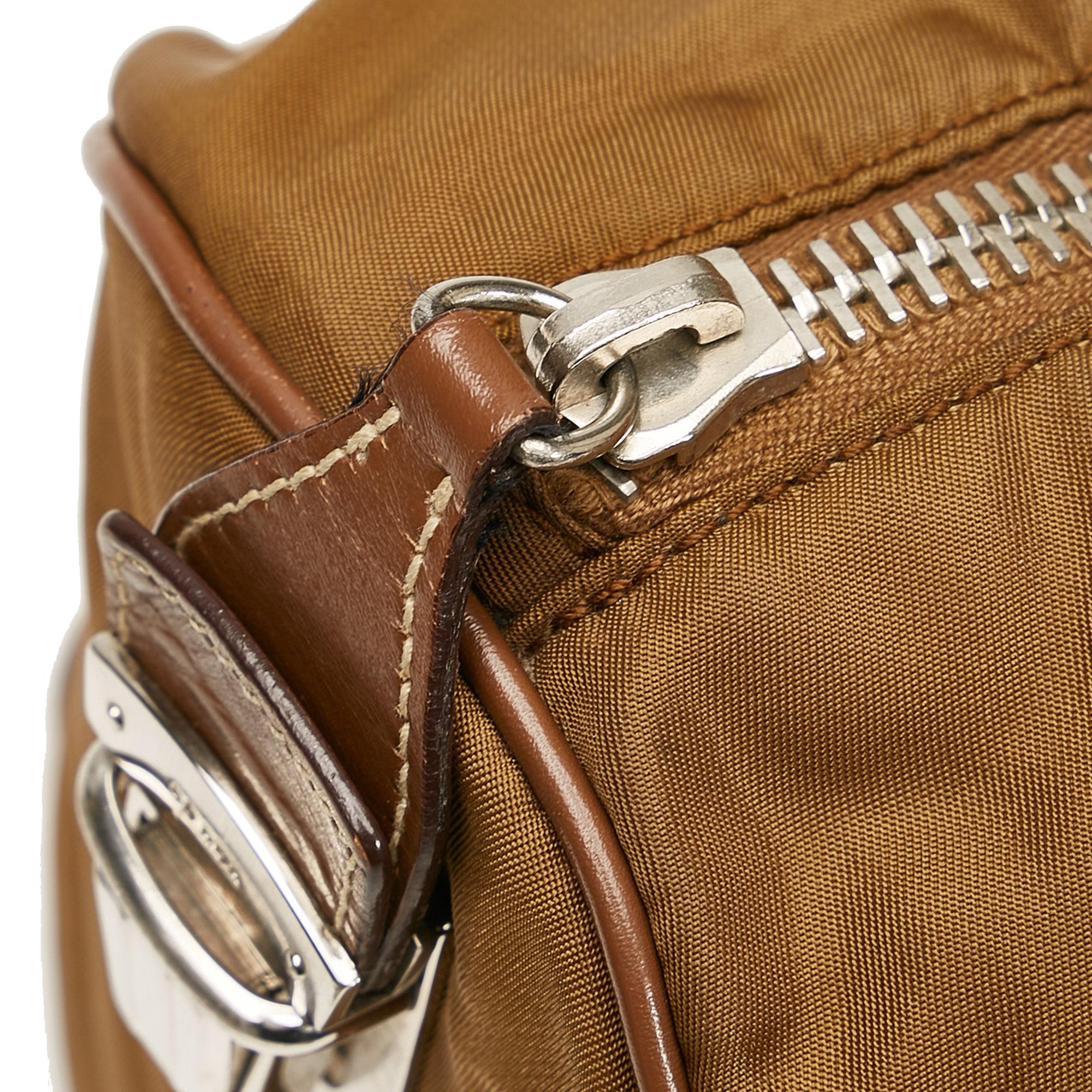 Prada Tessuto Boston Bag (SHG-MKVaQA)