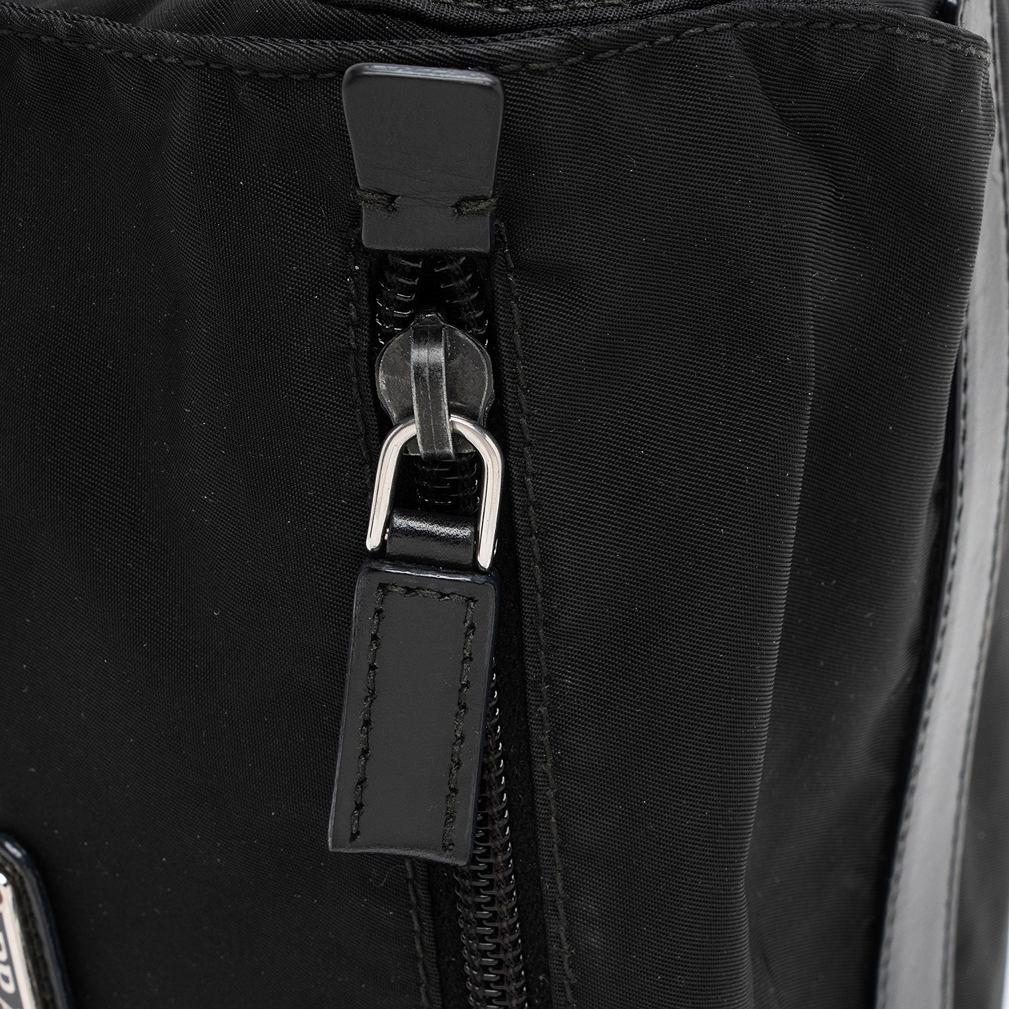 Prada Tessuto Buckle Messenger (SHF-ZElqhI)