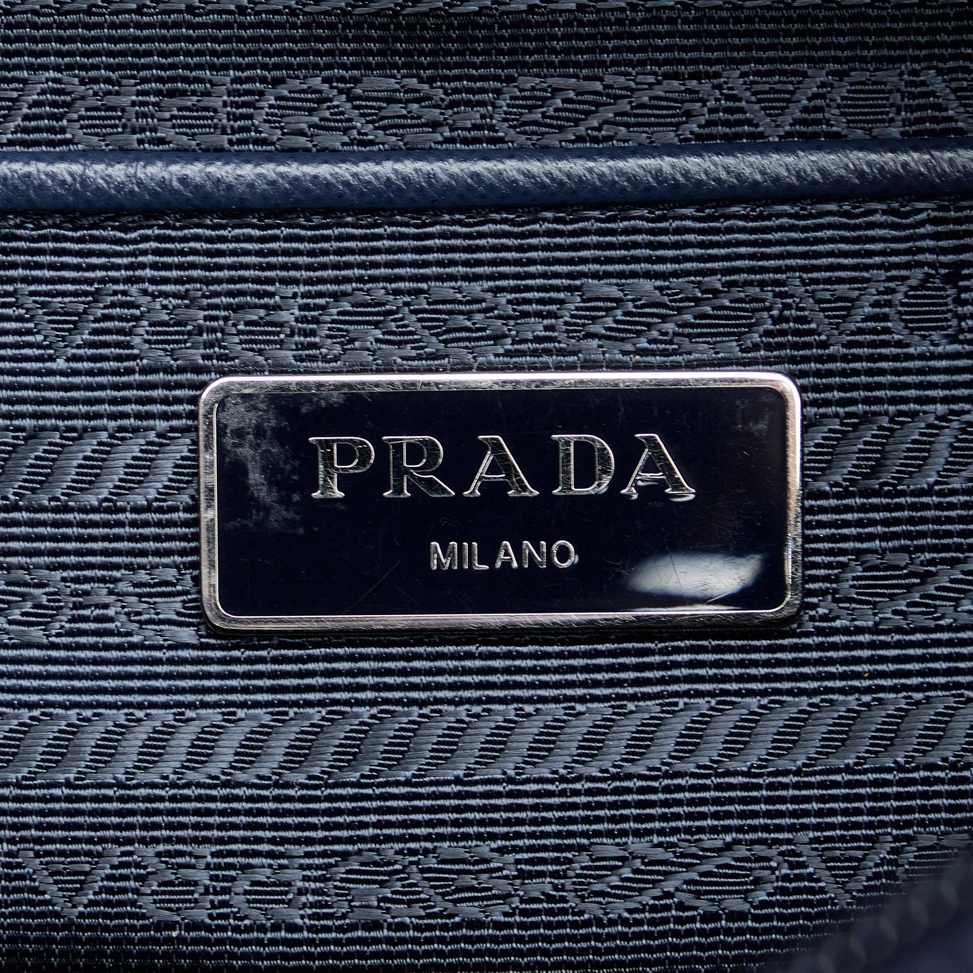 Prada Tessuto Crossbody Bag (SHG-jfvCAv)