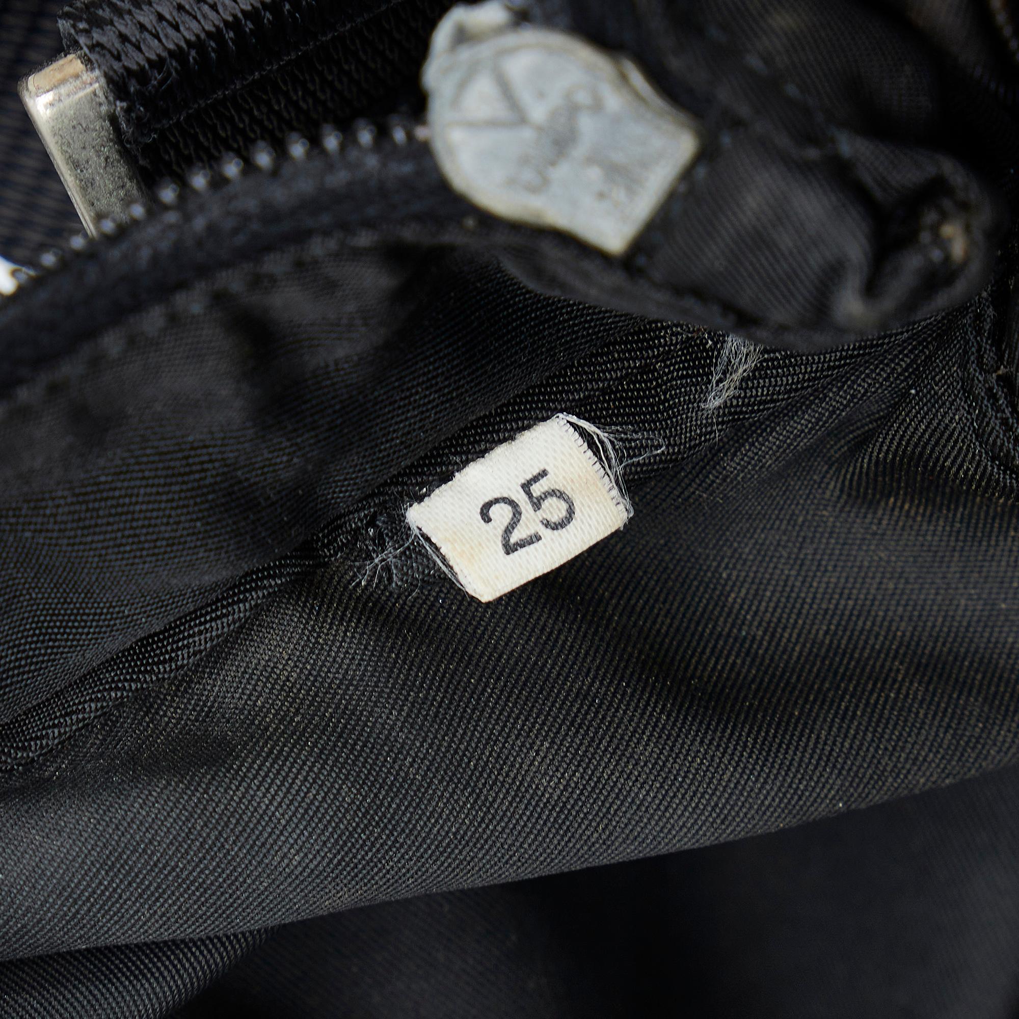 Prada Tessuto Crossbody Bag (SHG-djHHc2)