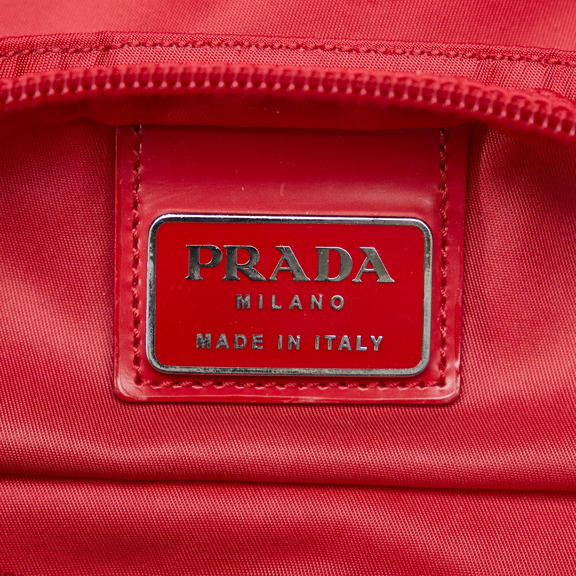 Prada Tessuto Crossbody Bag (SHG-FhnEDE)