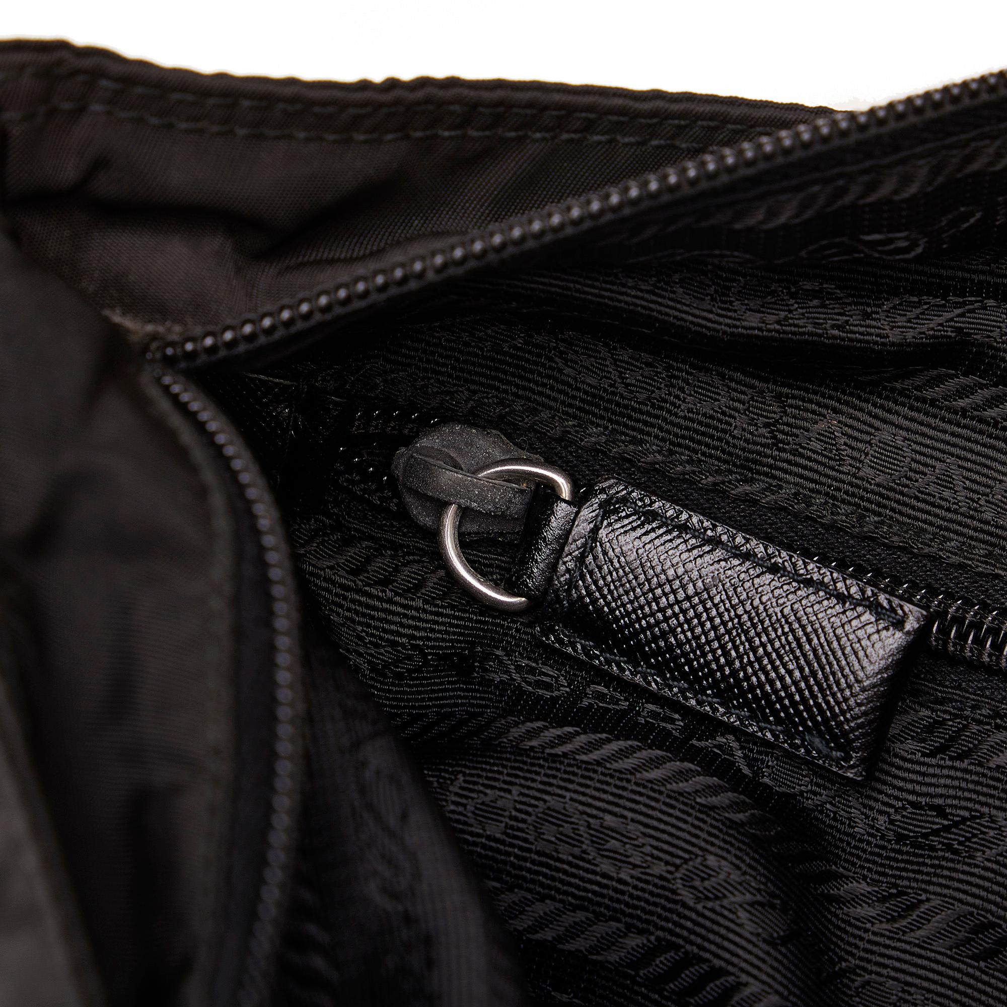 Prada Tessuto Crossbody Bag (SHG-Iv7cu0)