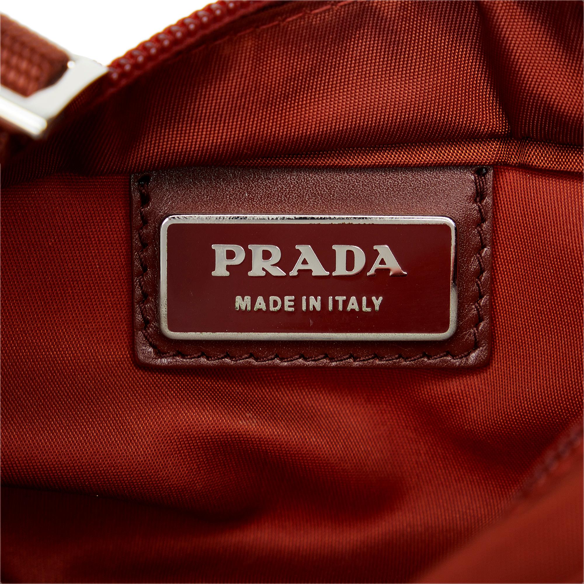 Prada Tessuto Crossbody Bag (SHG-FYPnsa)