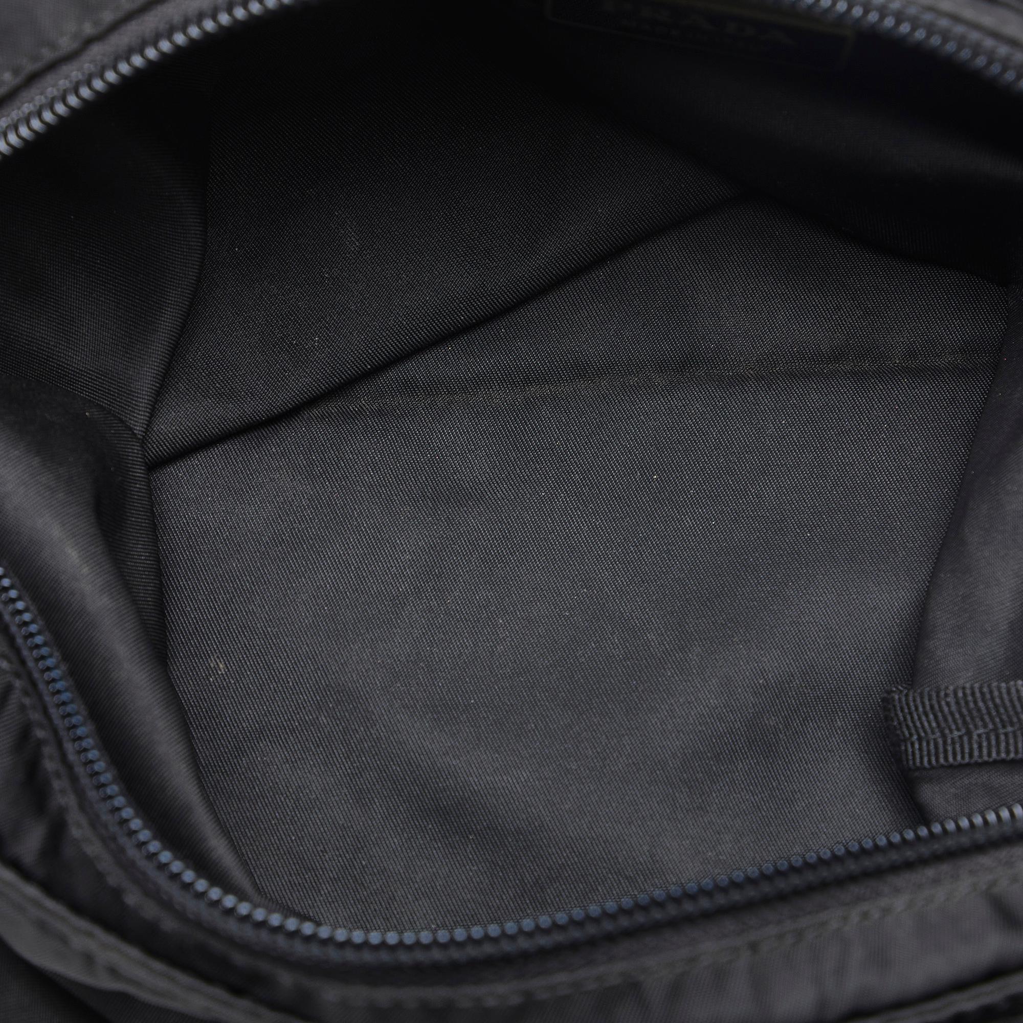 Prada Tessuto Crossbody Bag (SHG-FyTEiB)
