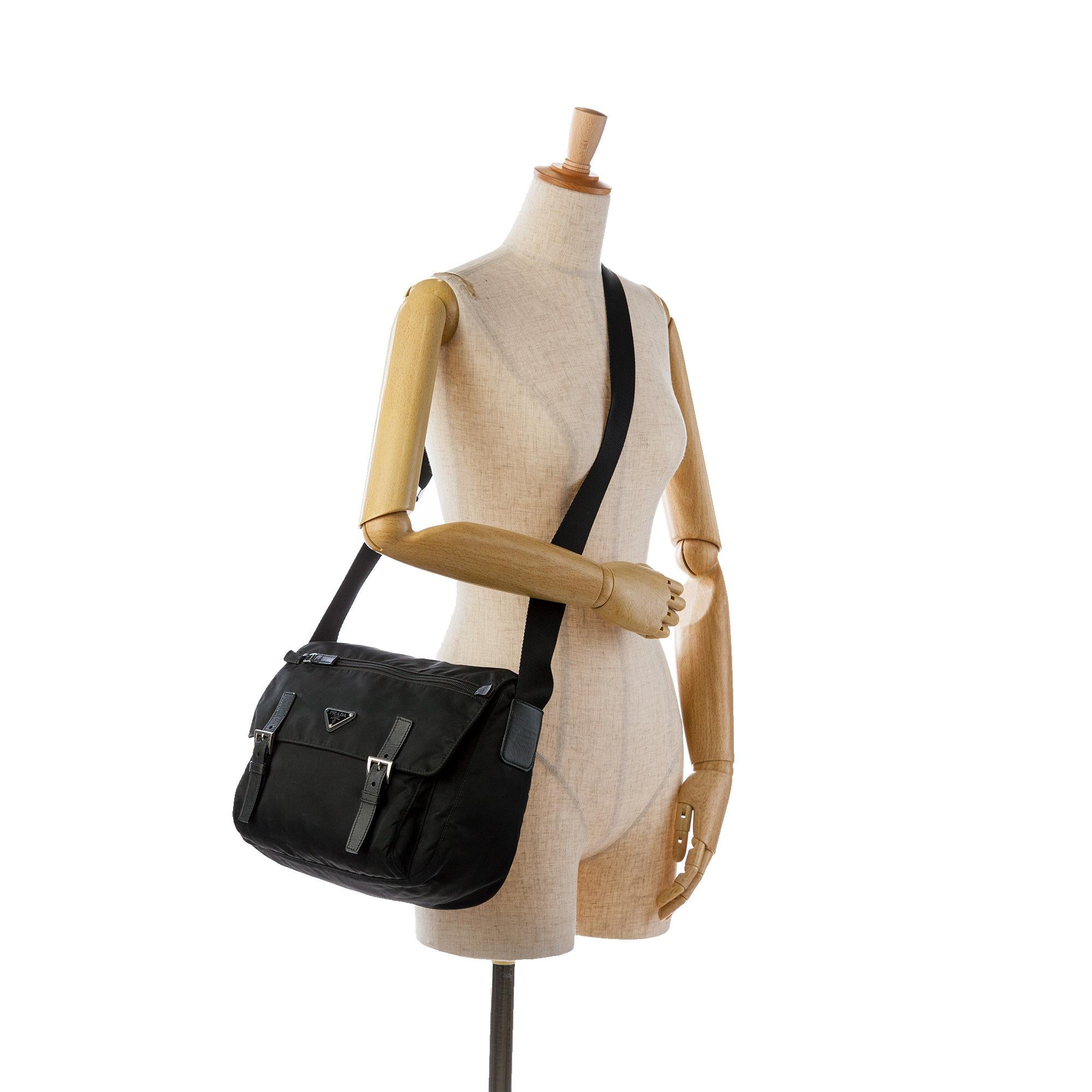 Prada Tessuto Crossbody Bag (SHG-nIlsRa)