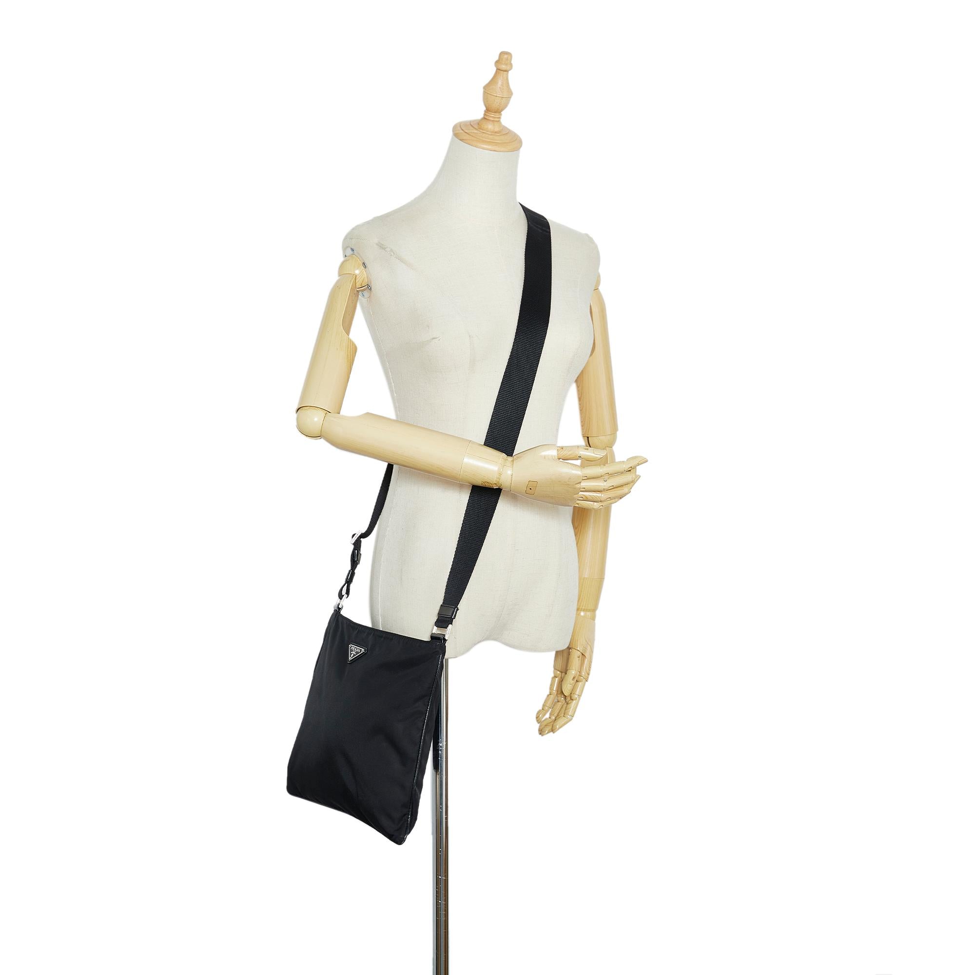 Prada Tessuto Crossbody (SHG-qlf4E3)