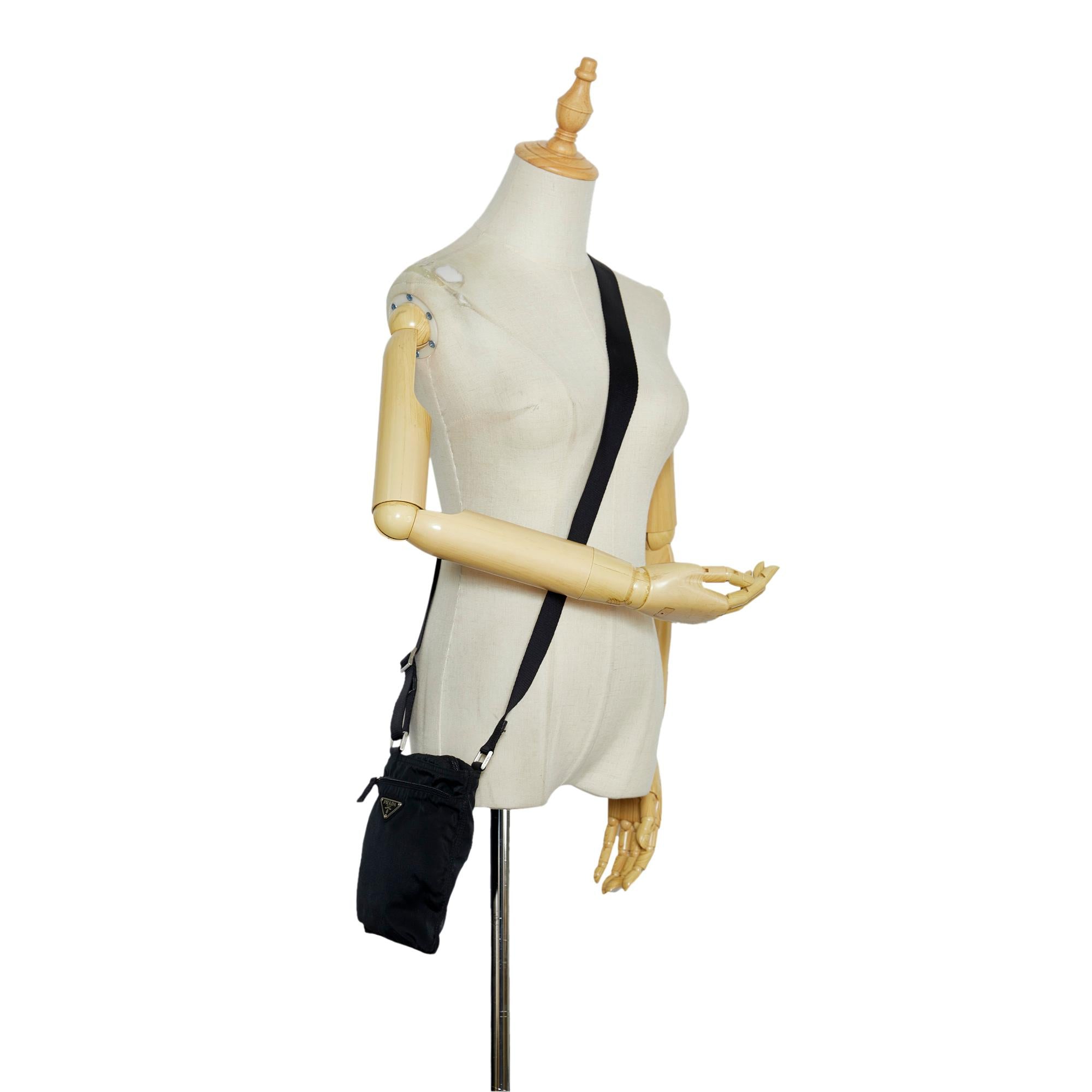 Prada Tessuto Crossbody (SHG-zsvYmD)