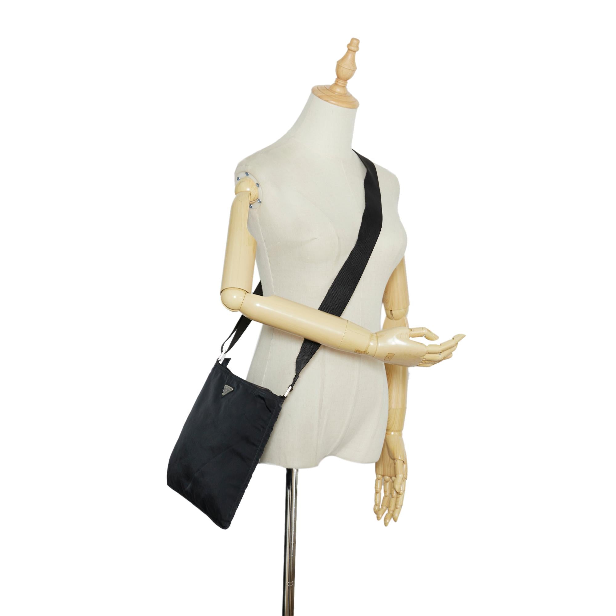 Prada Tessuto Crossbody (SHG-hYlBco)