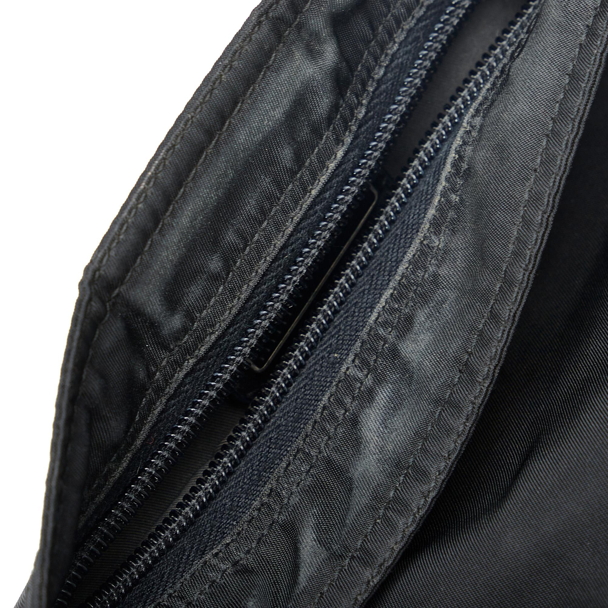 Prada Tessuto Crossbody (SHG-SmfnpP)