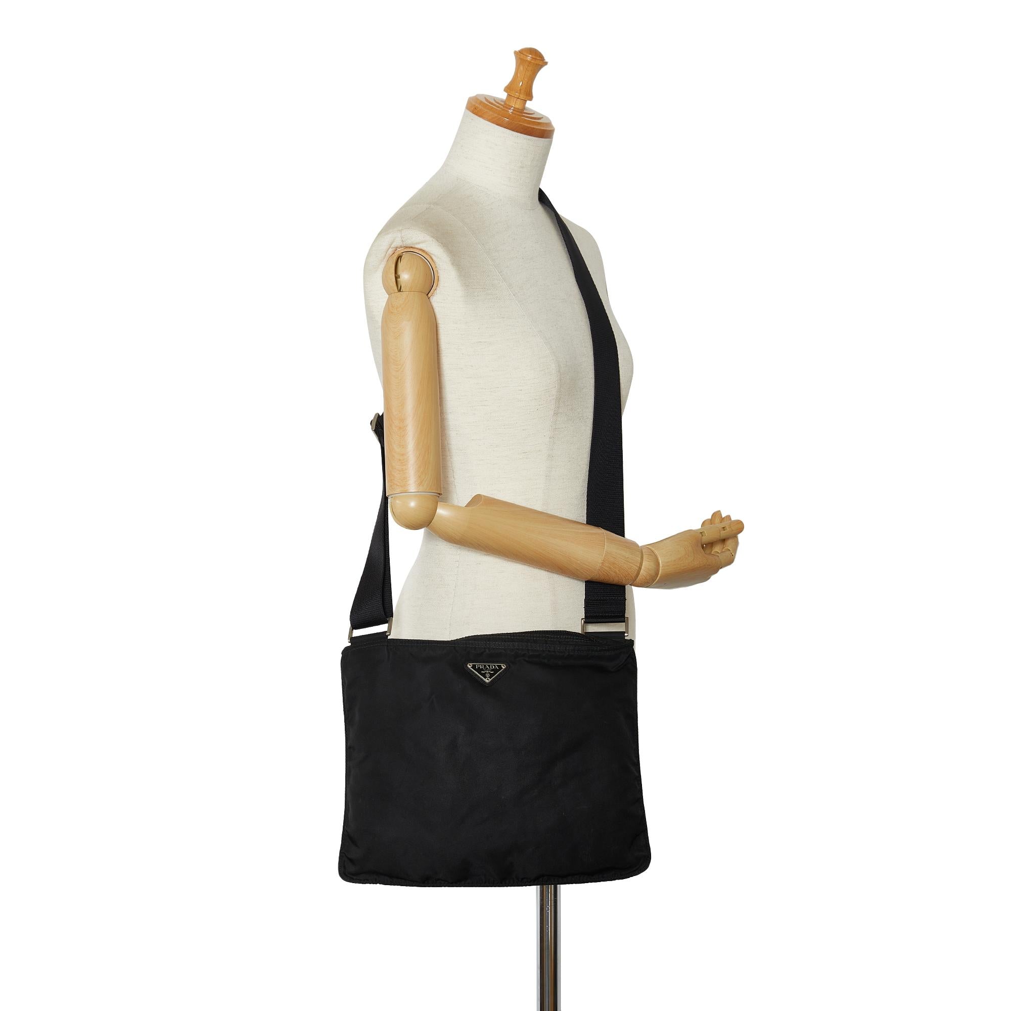 Prada Tessuto Crossbody (SHG-JmWnKx)
