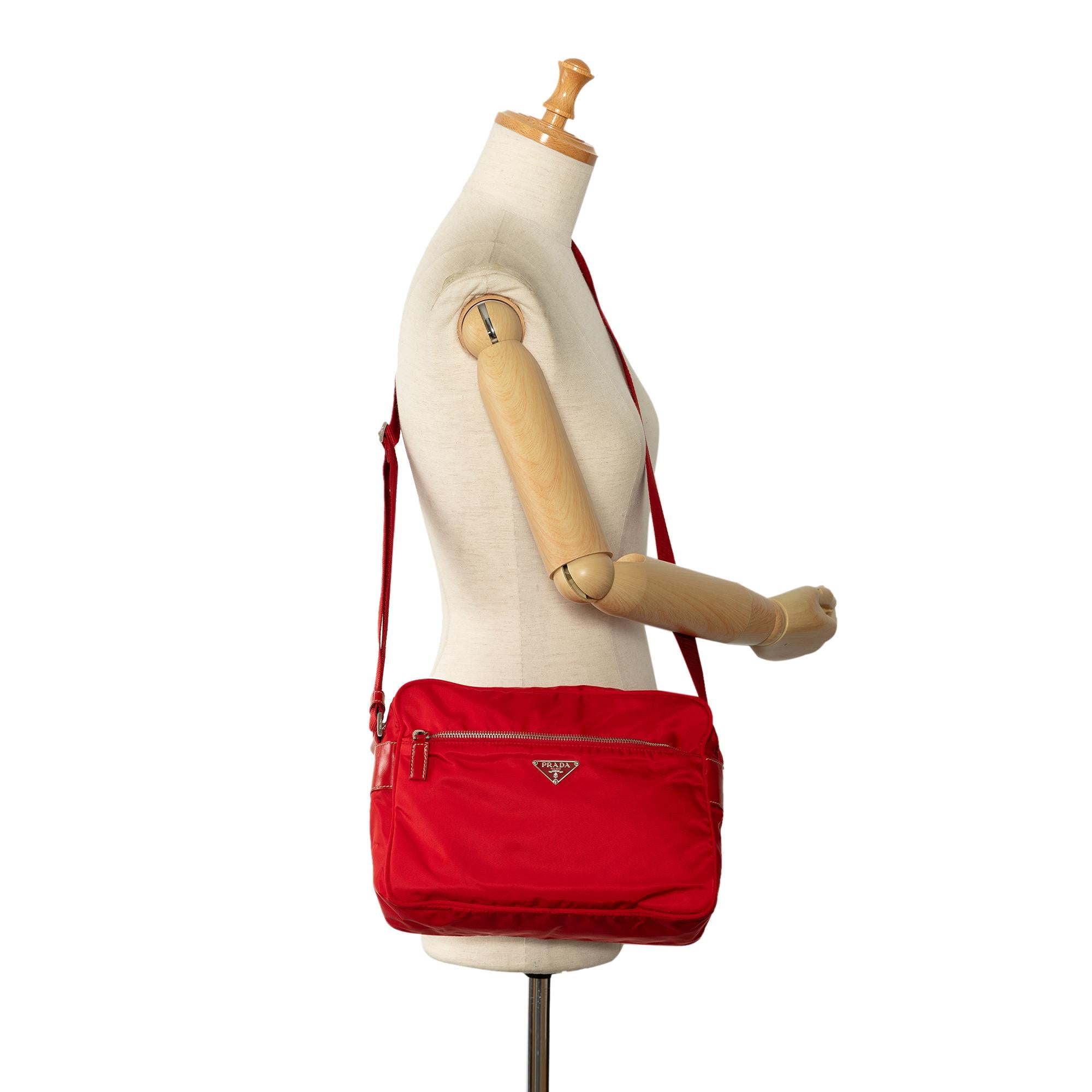 Prada Tessuto Crossbody (SHG-Oj7tJu)