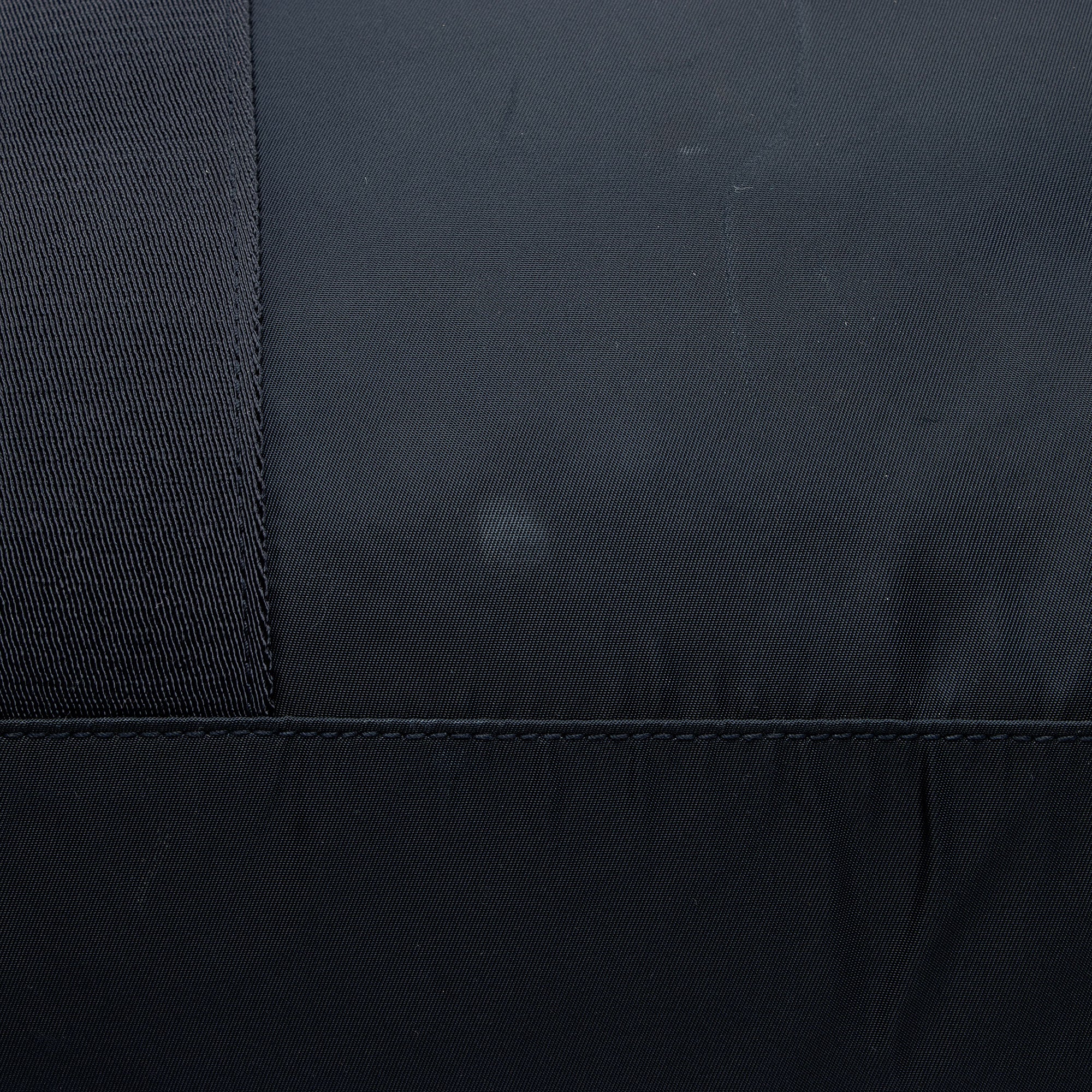 Prada Tessuto Vertical Duffle Bag (SHF-2Gs5Cd)