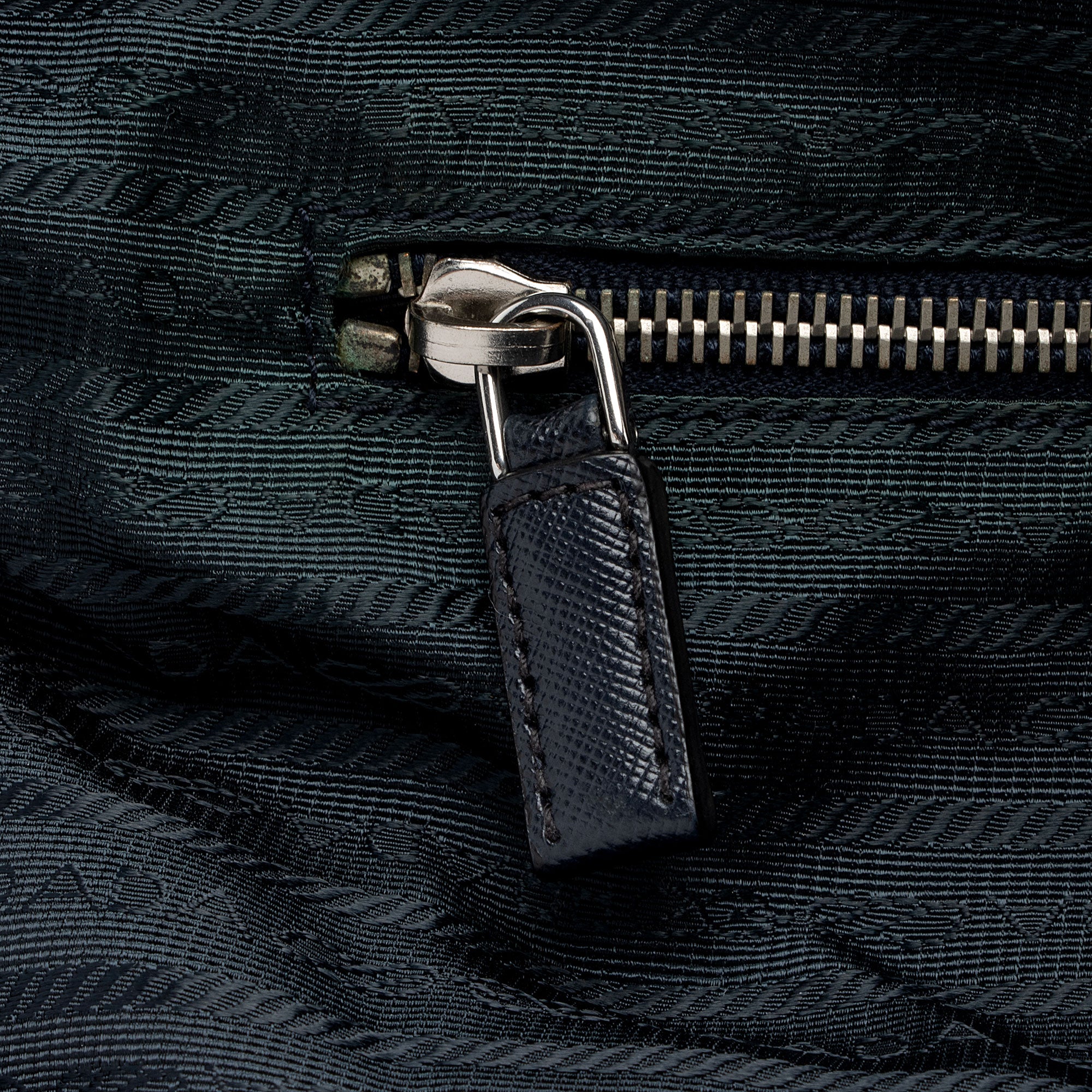 Prada Tessuto Vertical Duffle Bag (SHF-2Gs5Cd)
