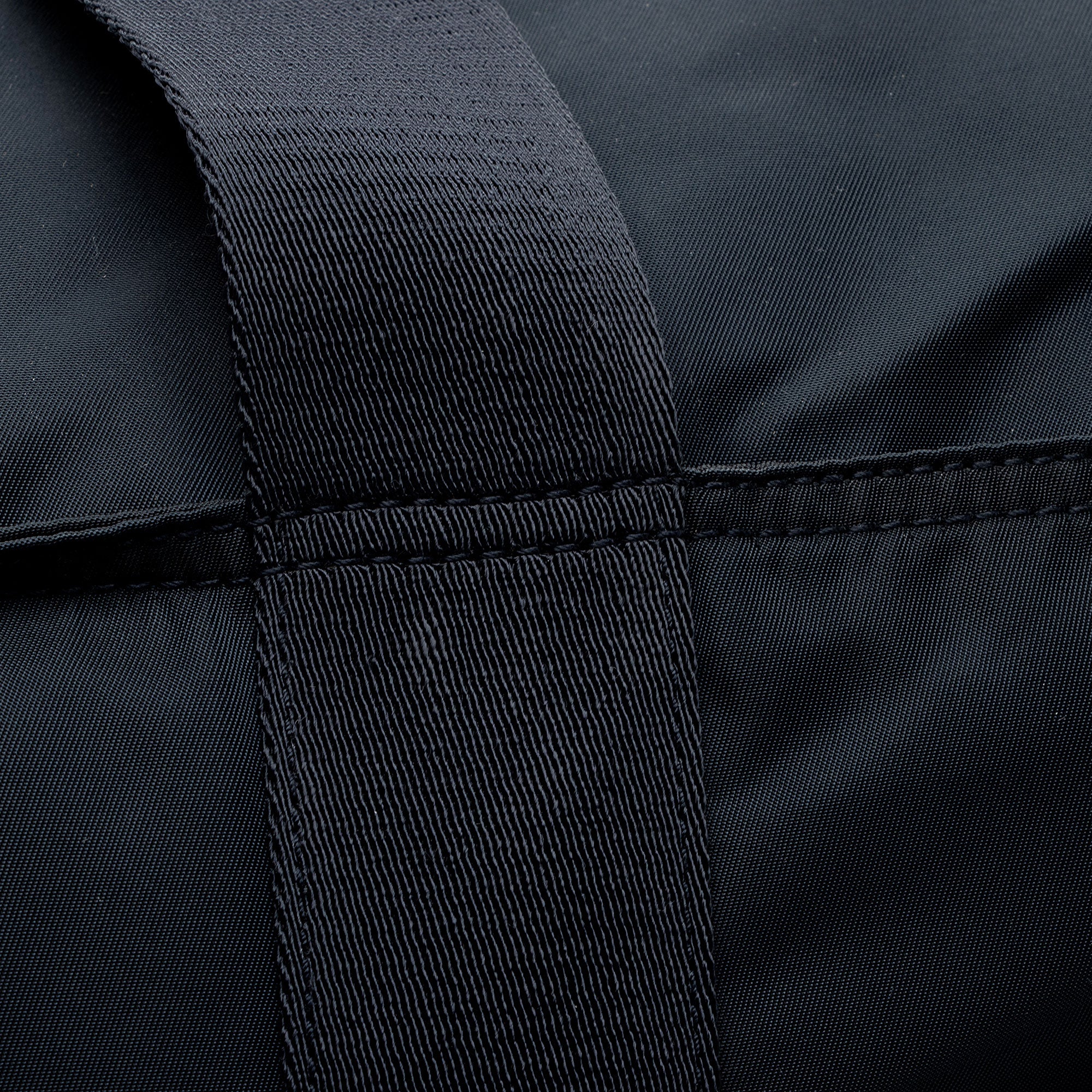 Prada Tessuto Vertical Duffle Bag (SHF-2Gs5Cd)