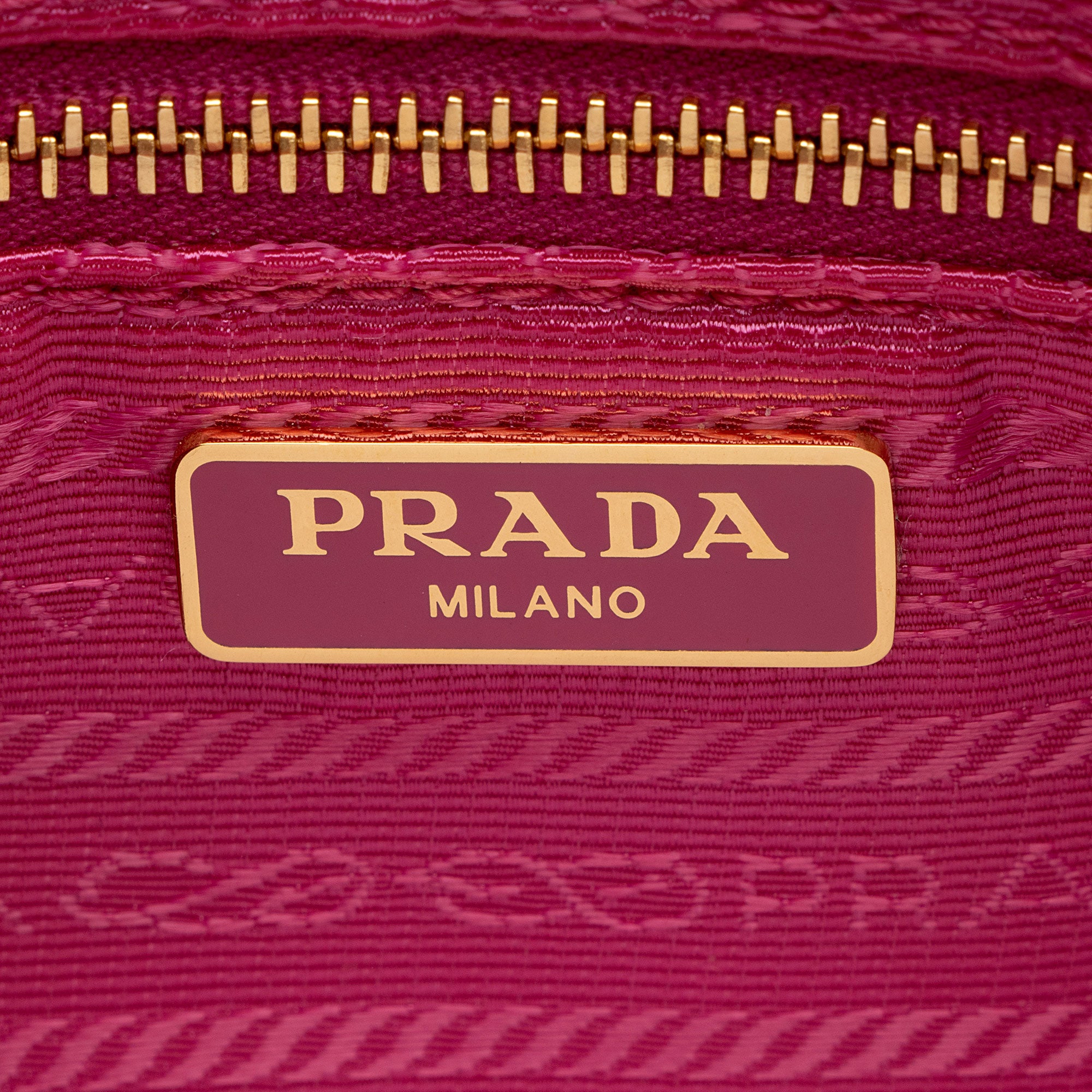 Prada Tessuto Gaufre Chain Crossbody (SHF-pZKYn2)