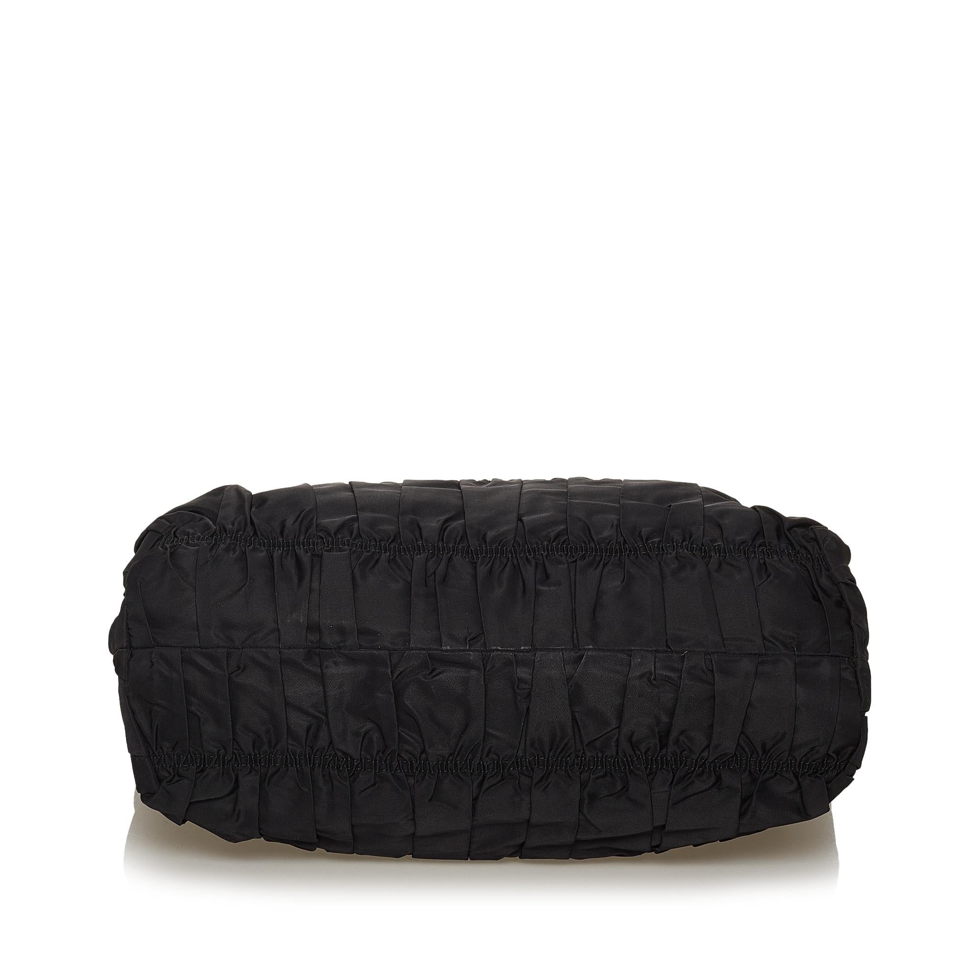 Prada Tessuto Gaufre Tote Bag (SHG-29007)