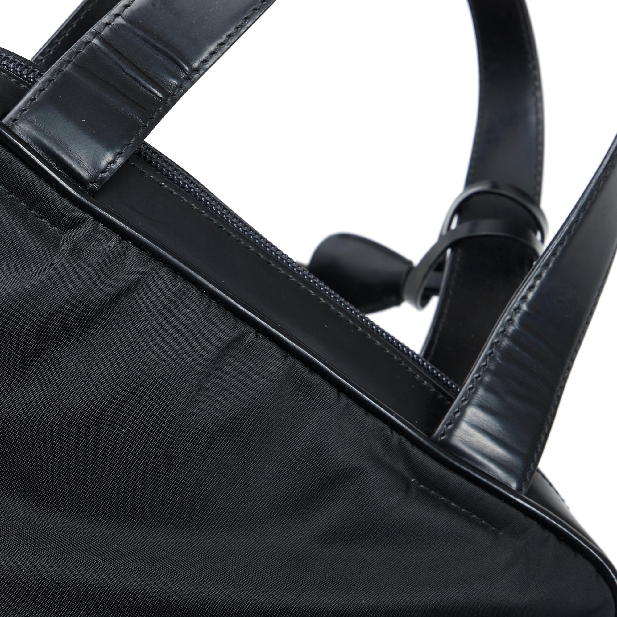 Prada Tessuto Handbag (SHG-BAIlO7)