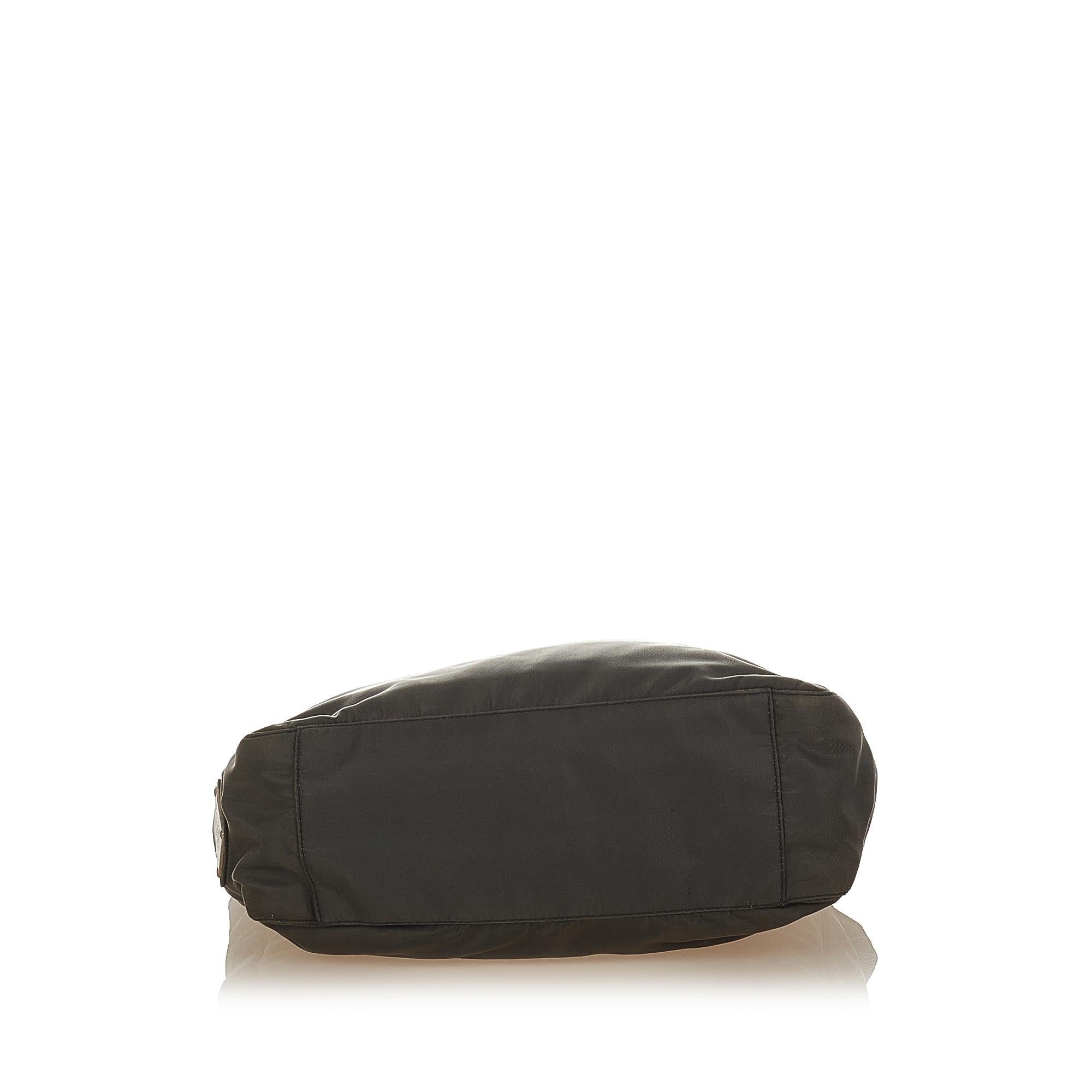 Prada Tessuto Handbag (SHG-VZA5Ho)