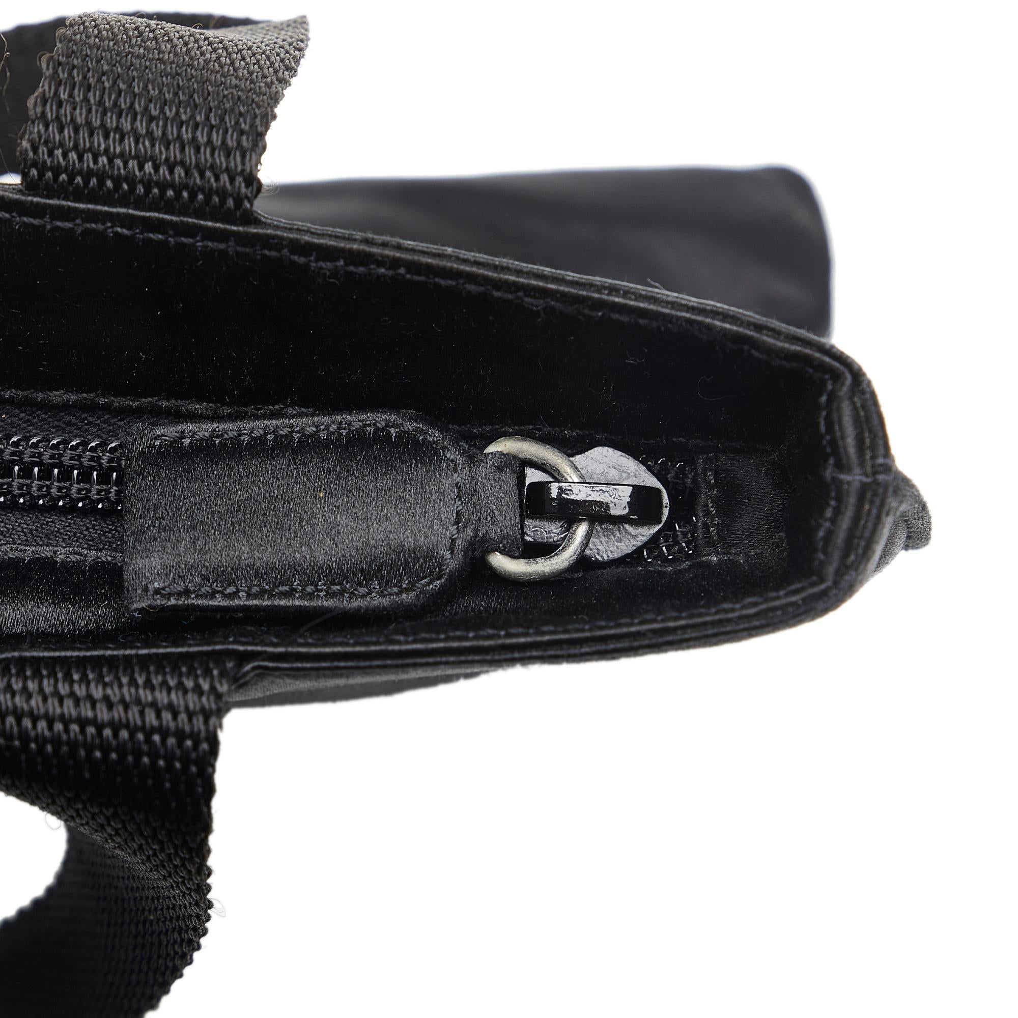 Prada Tessuto Handbag (SHG-Ejy0SY)