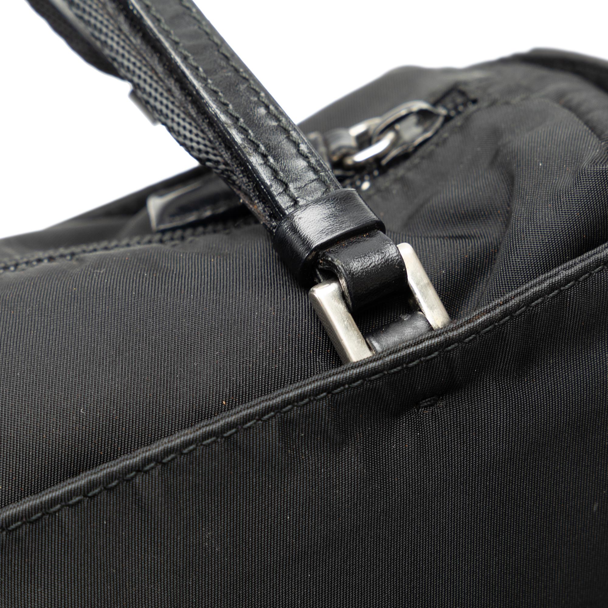Prada Tessuto Handbag (SHG-eokwGi)