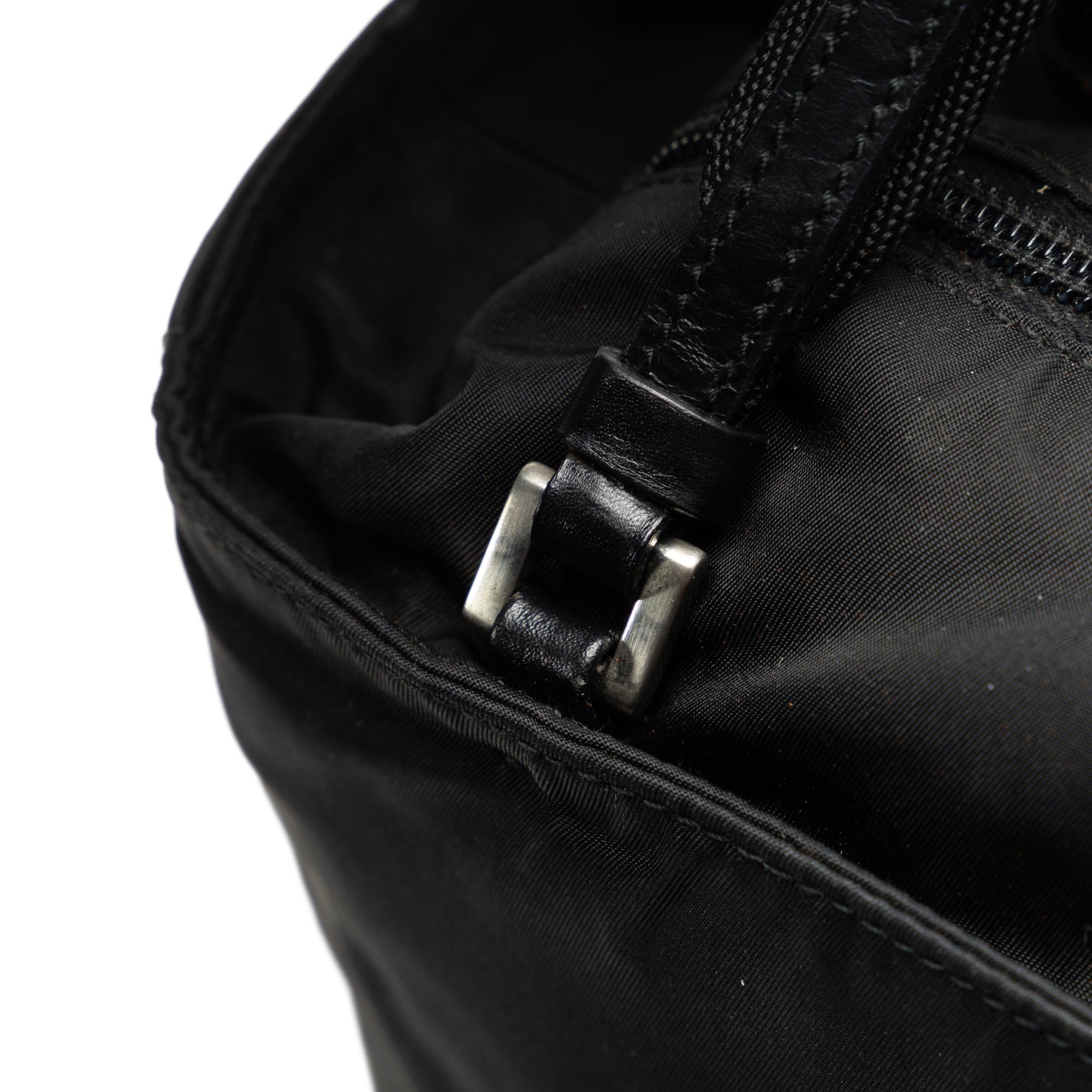 Prada Tessuto Handbag (SHG-eokwGi)