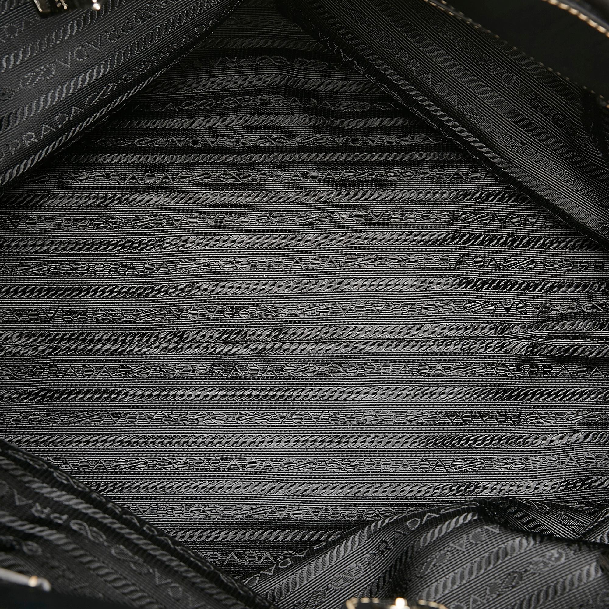 Prada Tessuto Heart Satchel (SHG-pXVWsI)