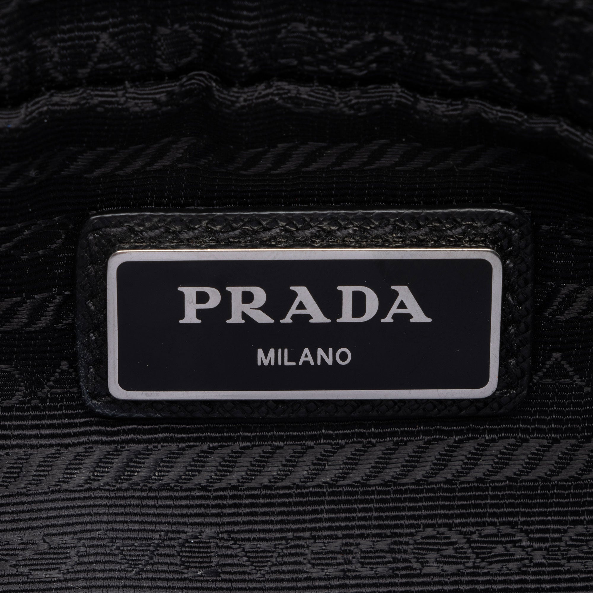 Prada Tessuto Zip Belt Bag (SHF-nB43OT)