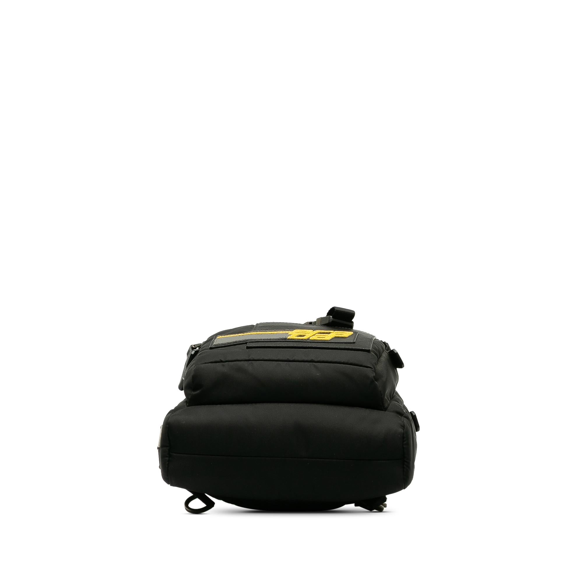 Prada Tessuto Logo Patch Crossbody Bag (SHG-E8Fn5r)