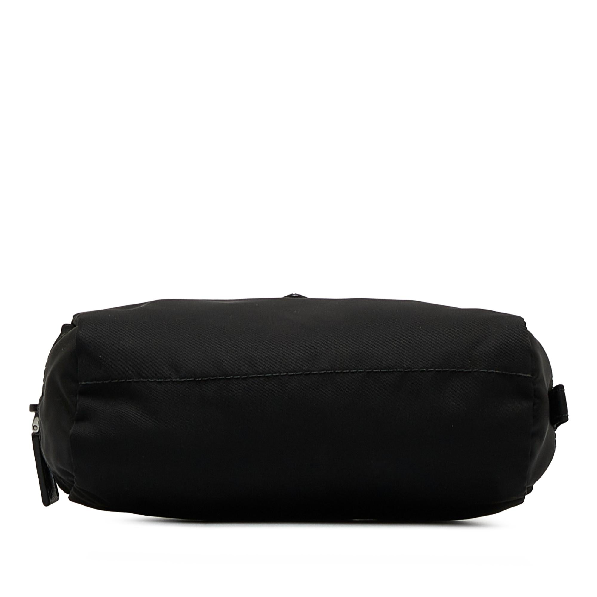 Prada Tessuto Pouch (SHG-aZbP16)