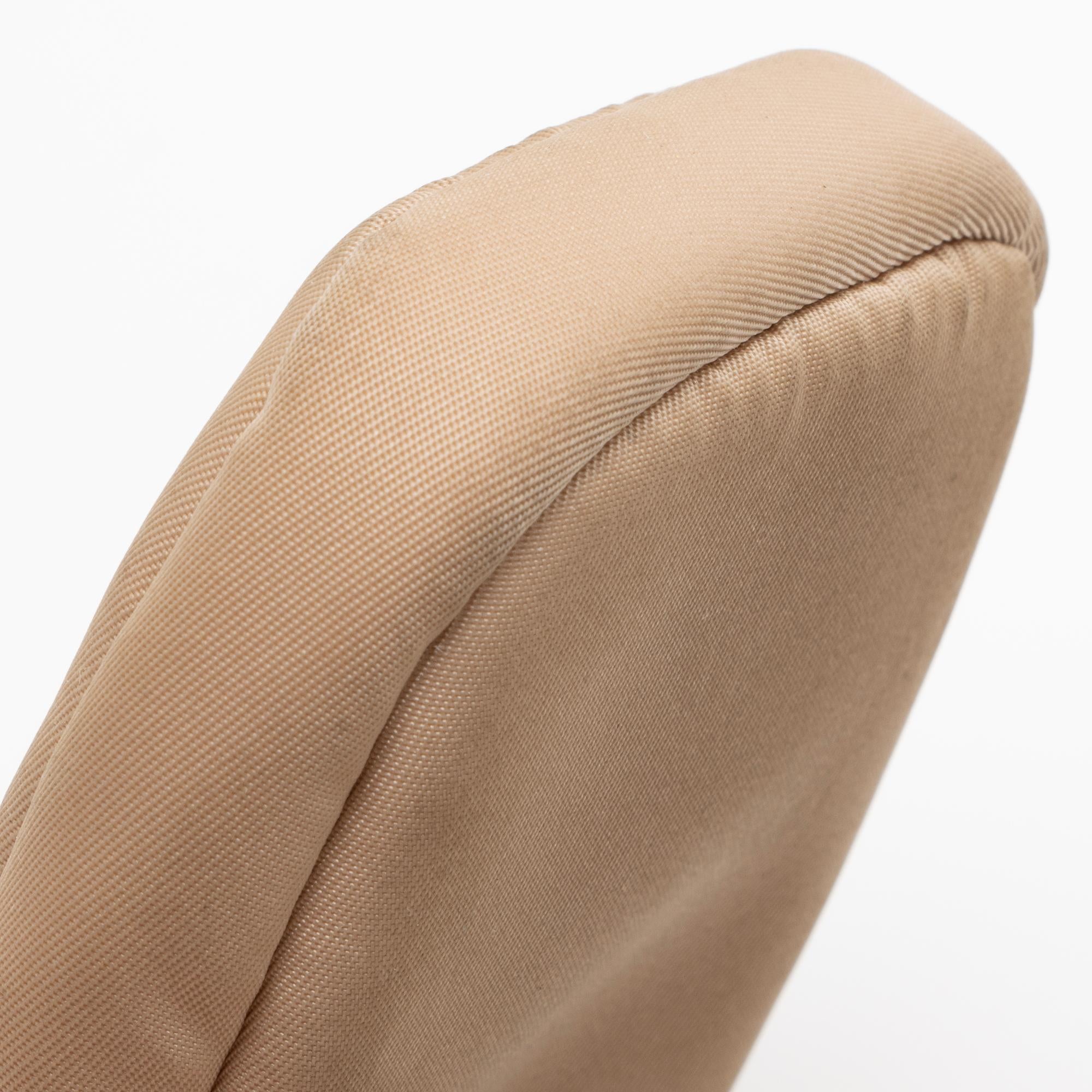 Prada Tessuto Re-Edition 2005 Crossbody Bag (SHF-23359)