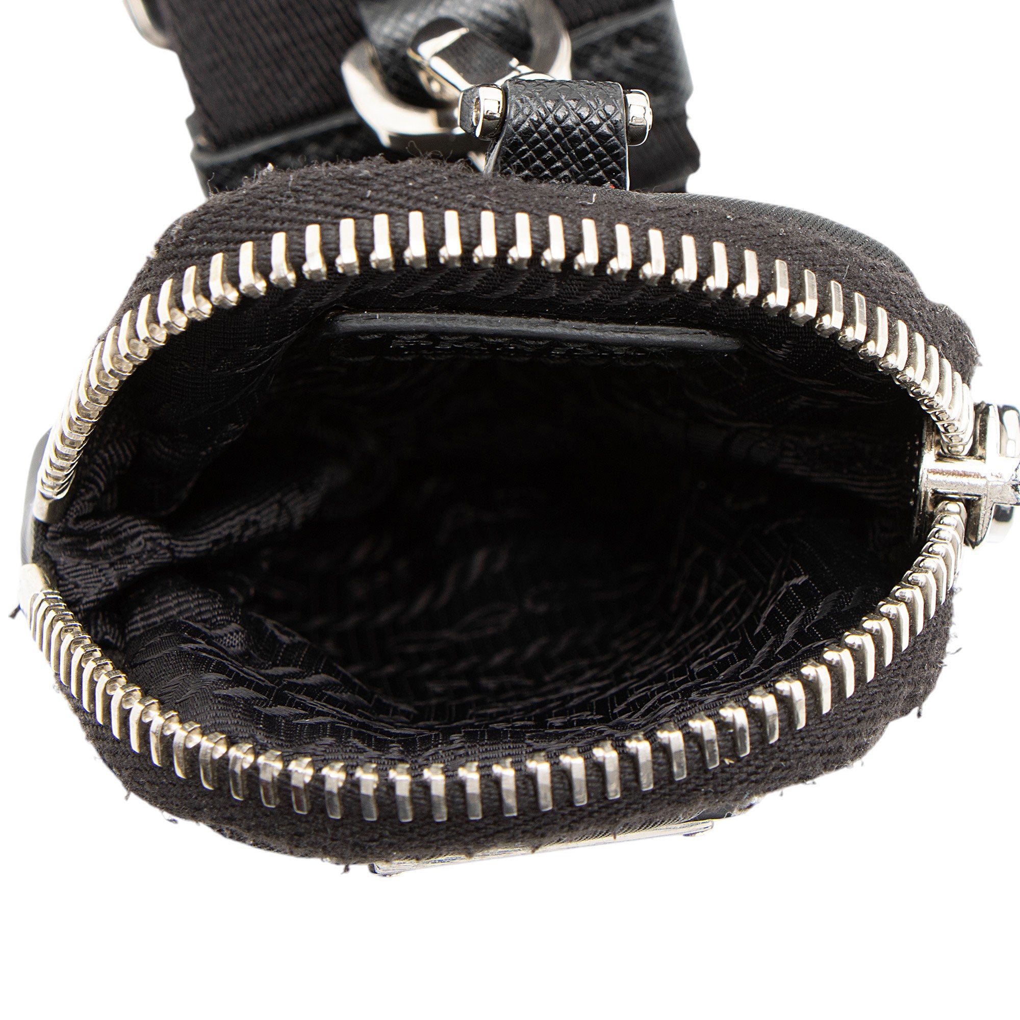 Prada Tessuto Re-Edition 2005 Crossbody (SHF-nYxAT5)