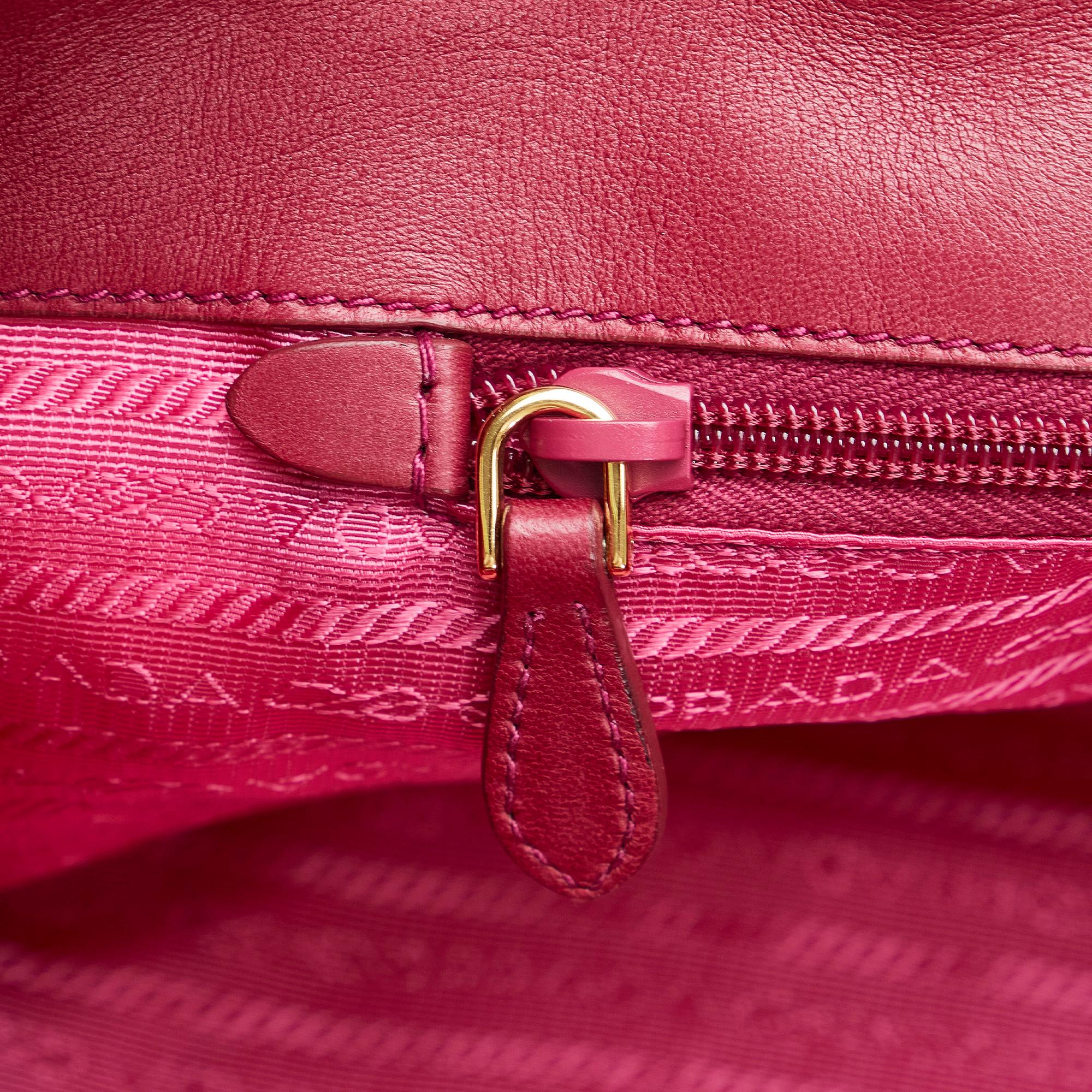 Prada Tessuto Rose Handbag (SHG-XPmiN5)