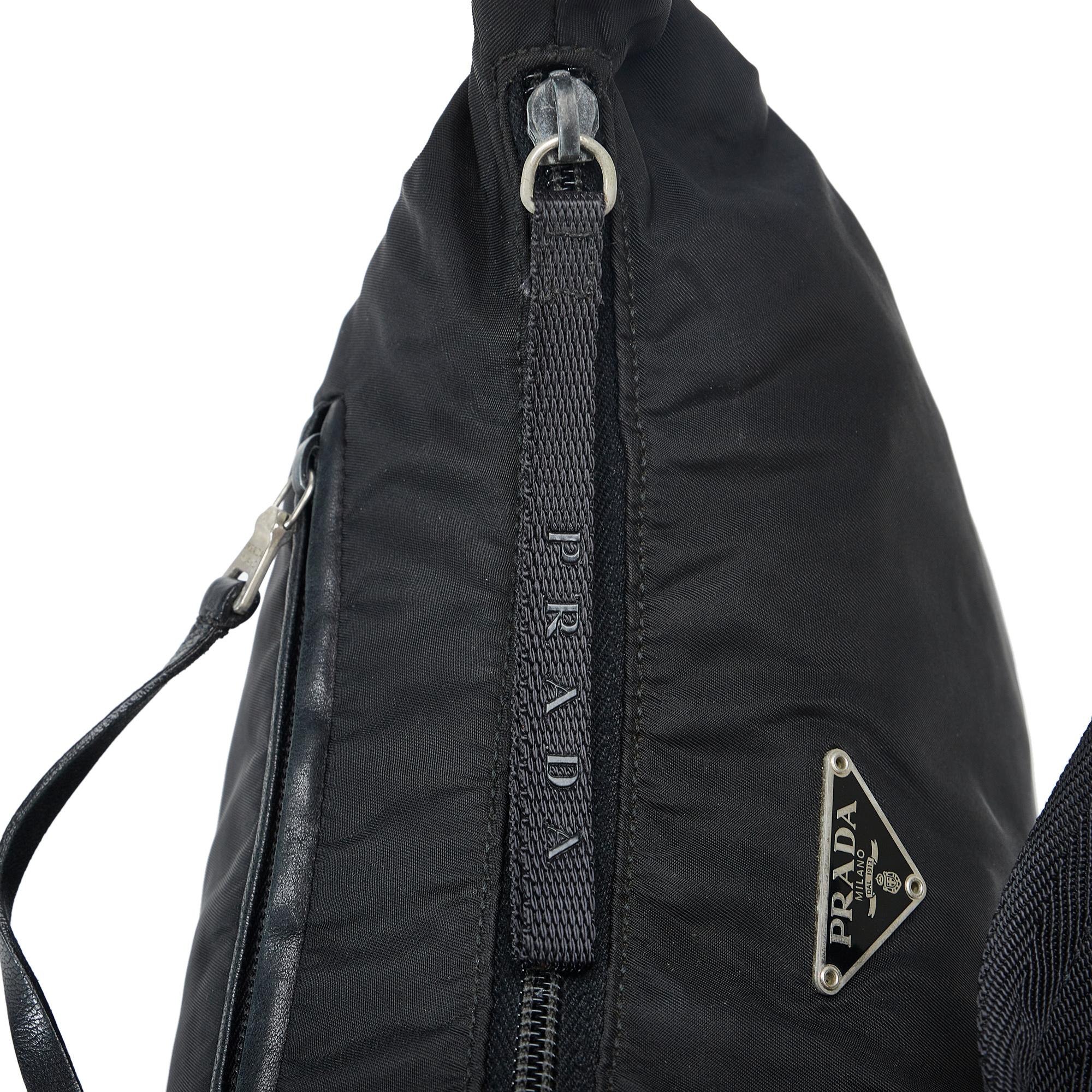 Prada Tessuto Shoulder Bag (SHG-CdO0ci)