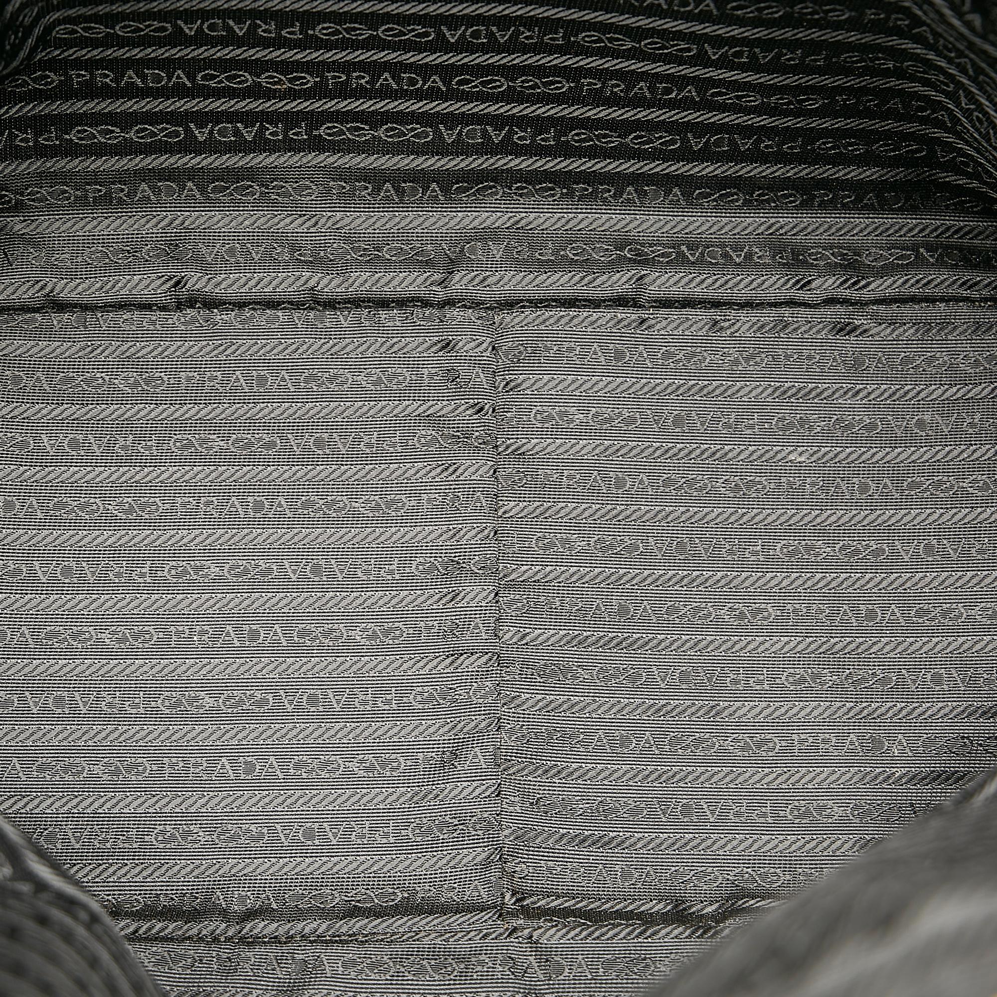 Prada Tessuto Shoulder Bag (SHG-ktCZWP)