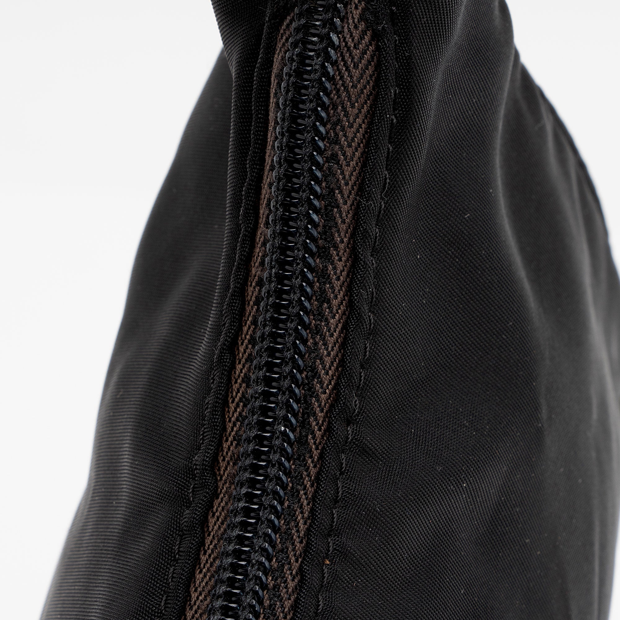 Prada Tessuto Sport Pochette (SHF-hYbFkj)