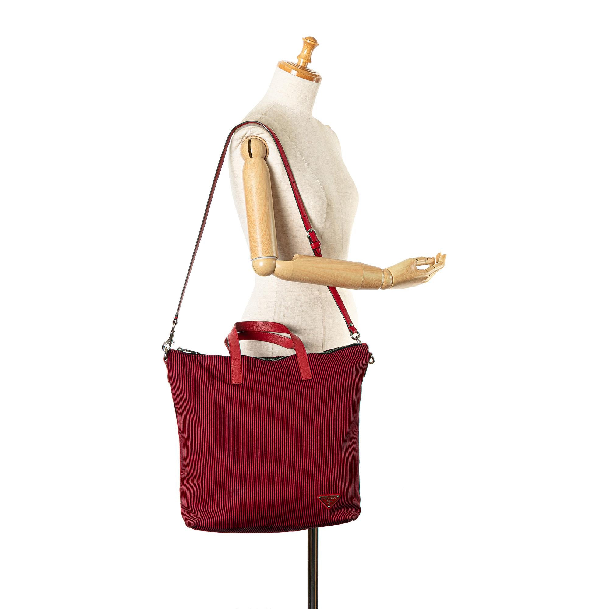 Prada Tessuto Stampato Satchel (SHG-jbF7xf)