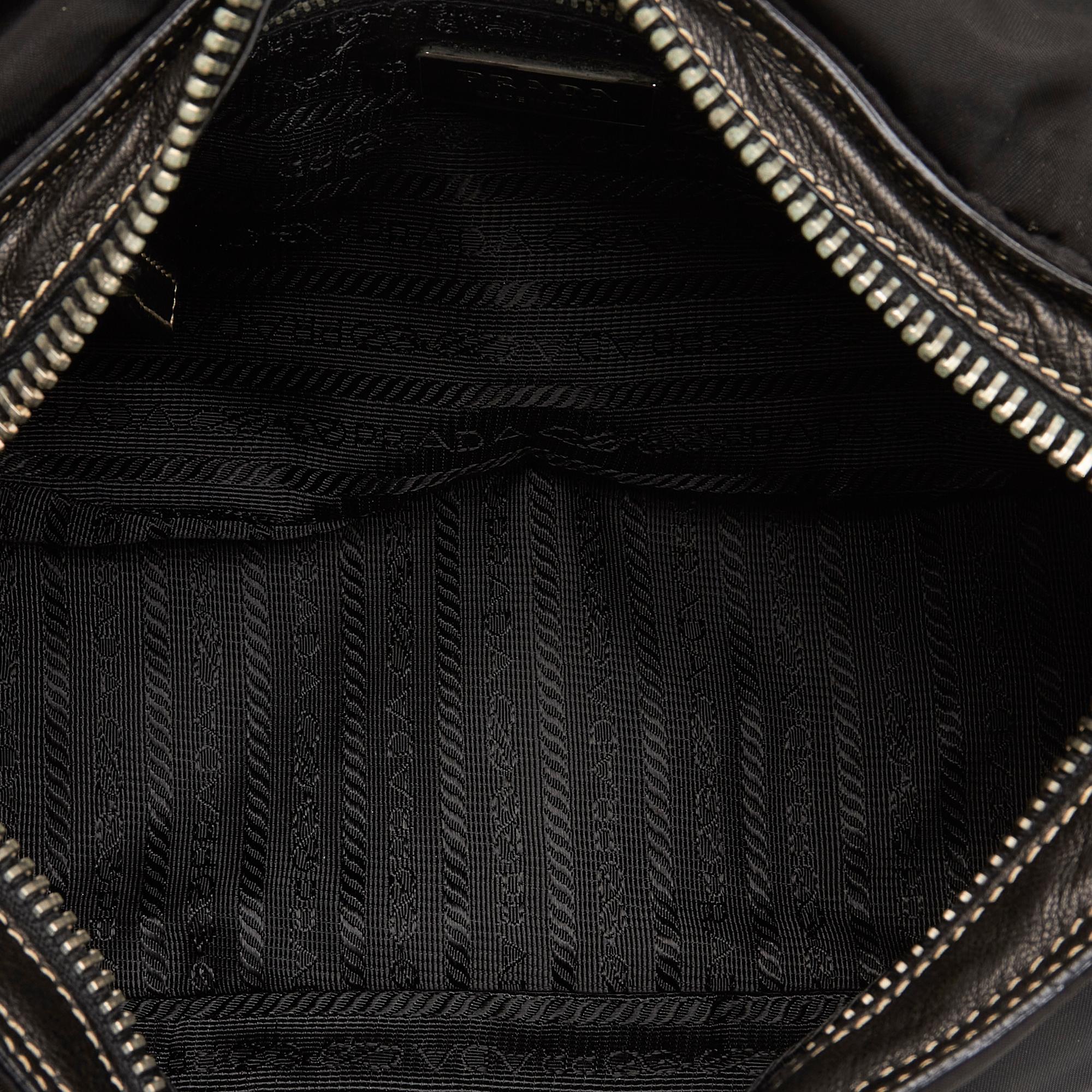 Prada Tessuto Tassel Shoulder Bag (SHG-OlHclM)