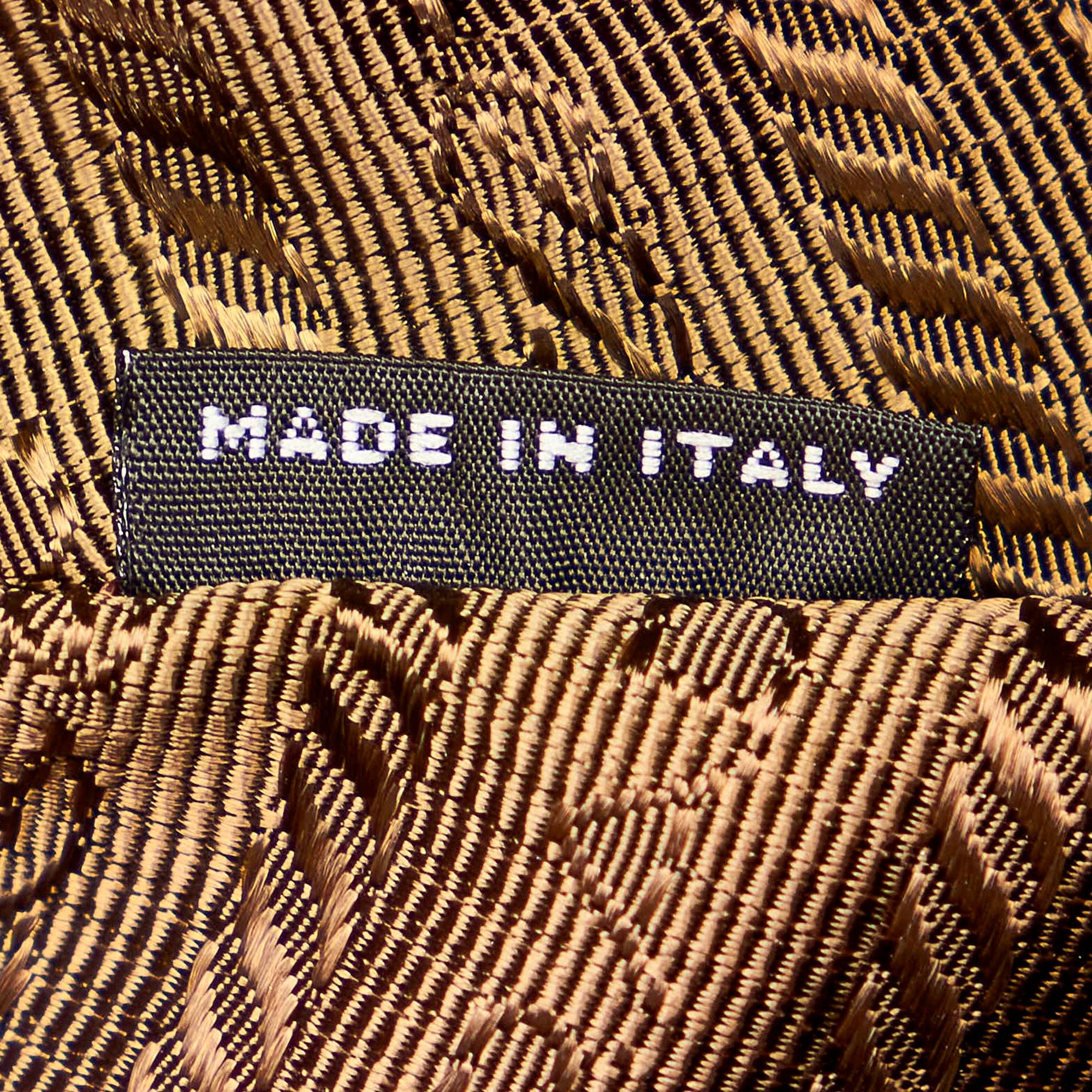 Prada Tessuto Tote Bag (SHG-31641)