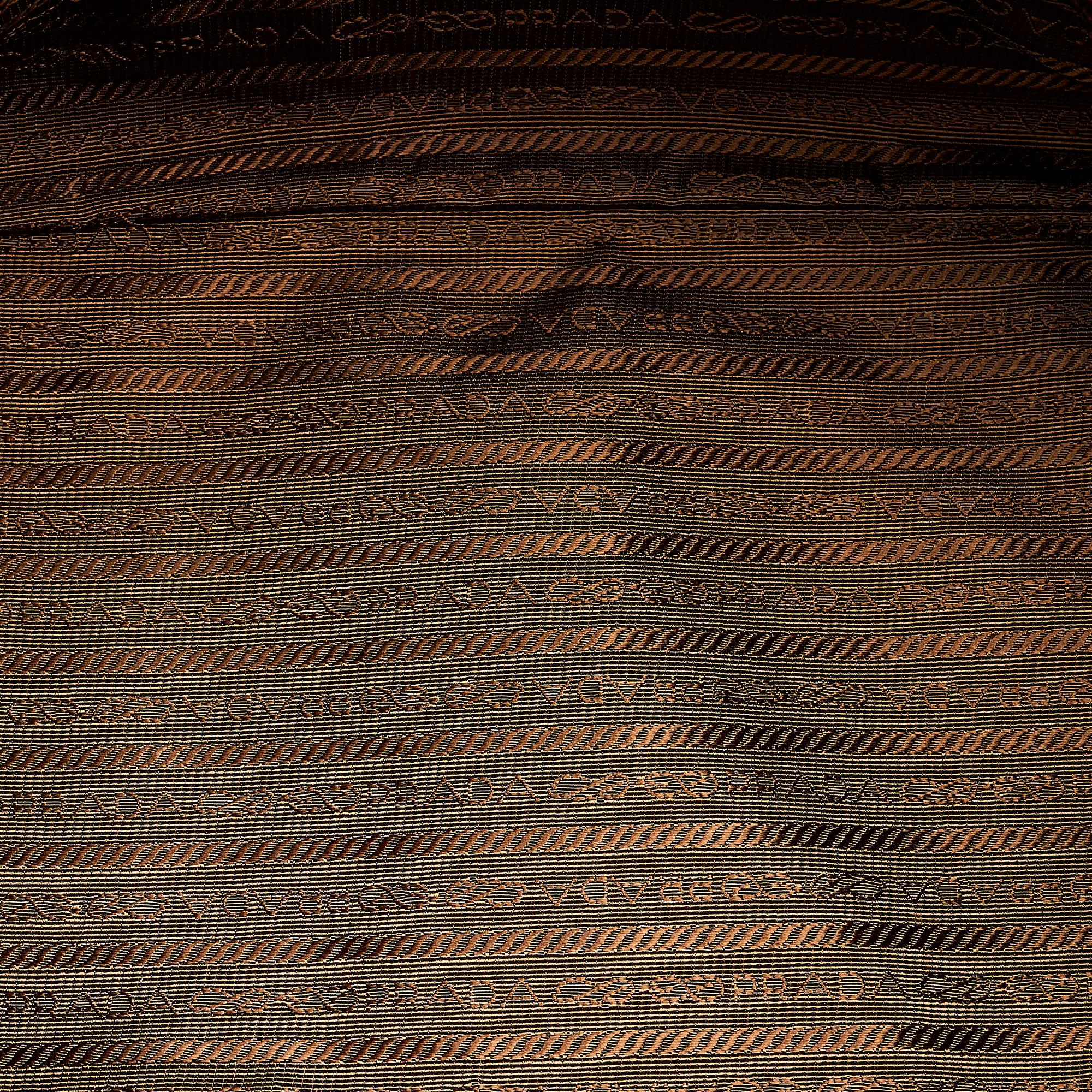 Prada Tessuto Tote Bag (SHG-31641)