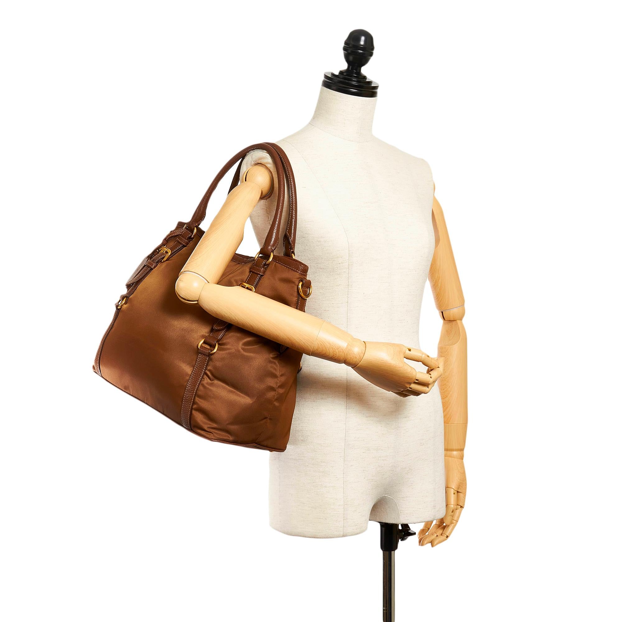 Prada Tessuto Tote Bag (SHG-31641)