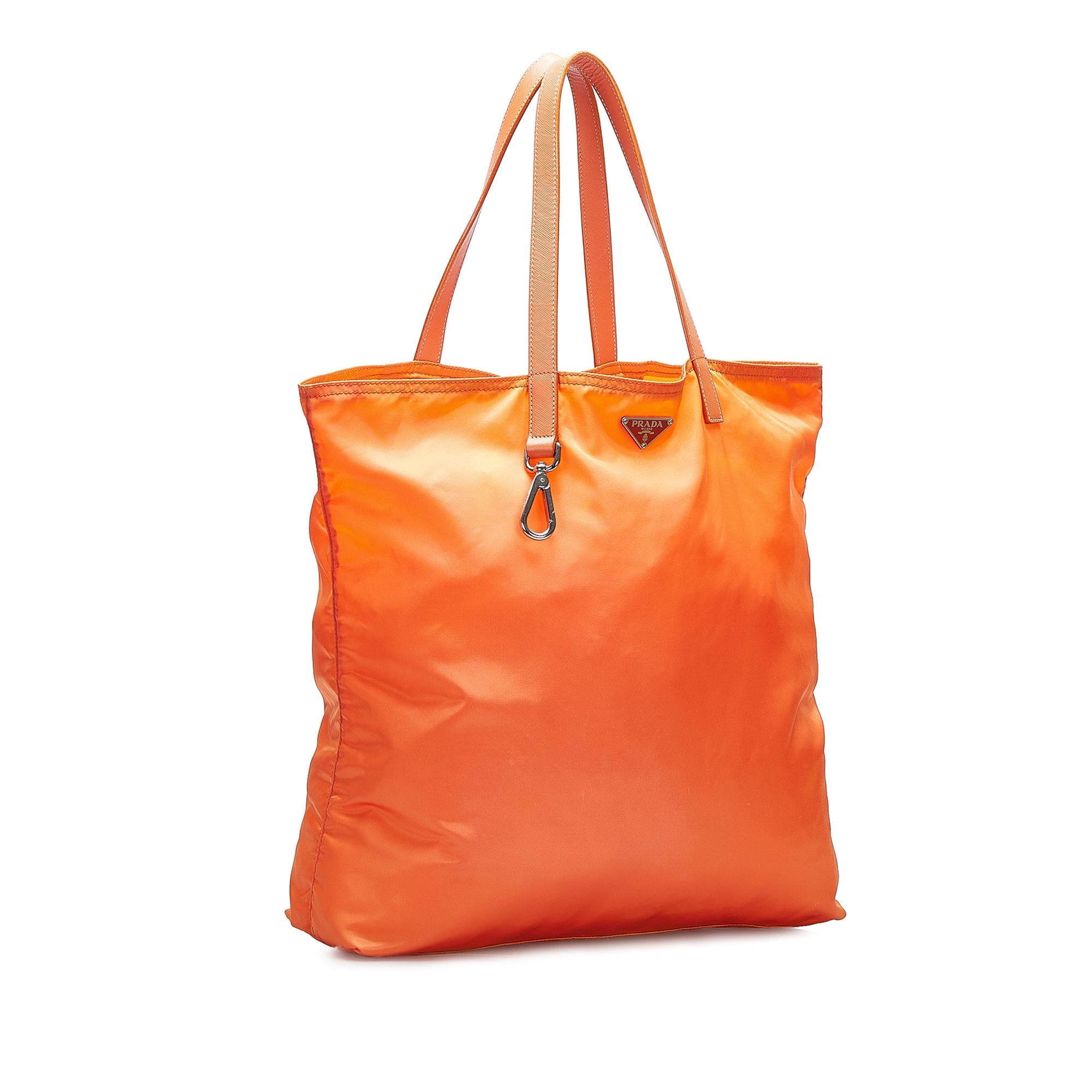 Prada Tessuto Tote (SHG-B4tTpq)