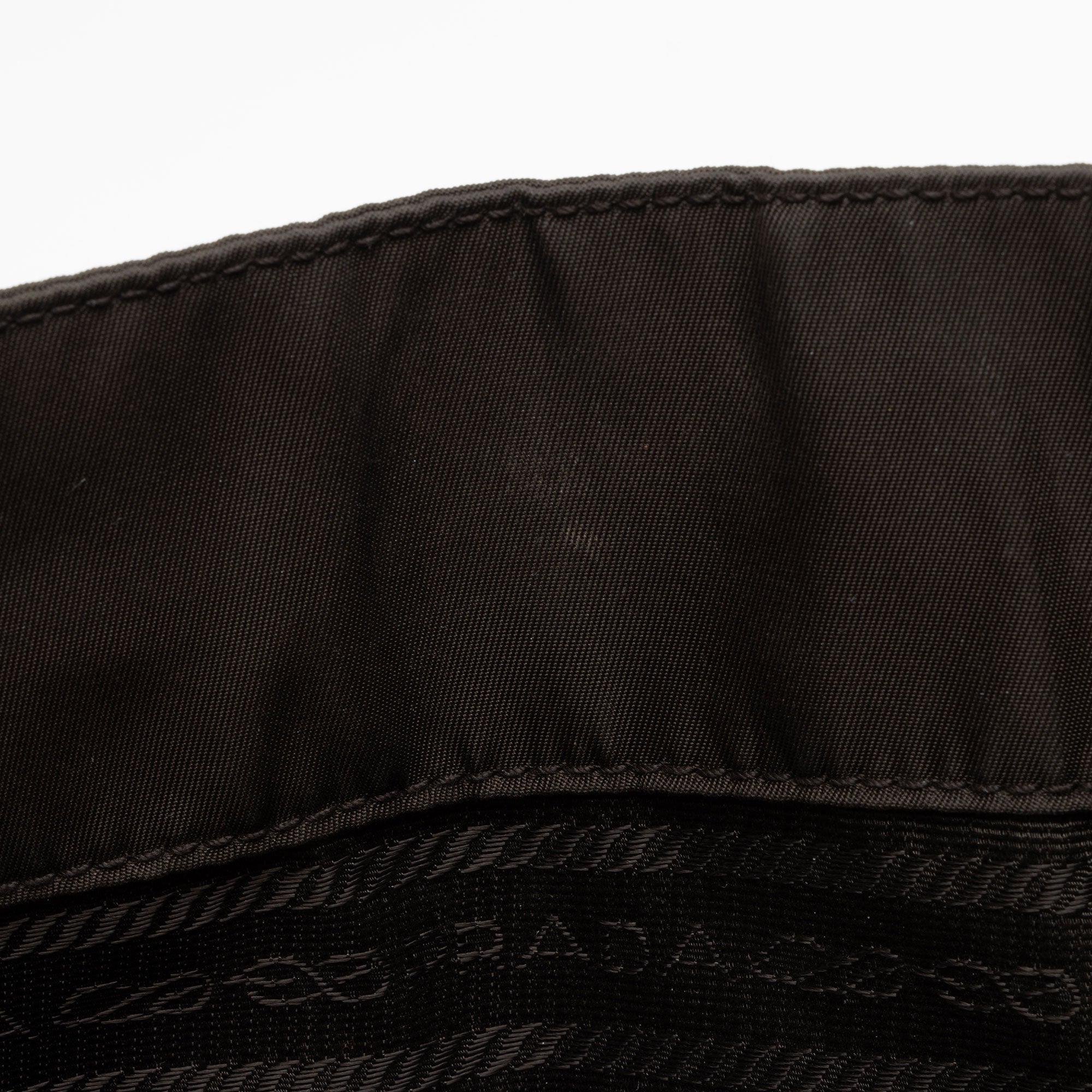 Prada Vintage Tessuto Plastic Chain Small Tote (SHF-f5lib6)