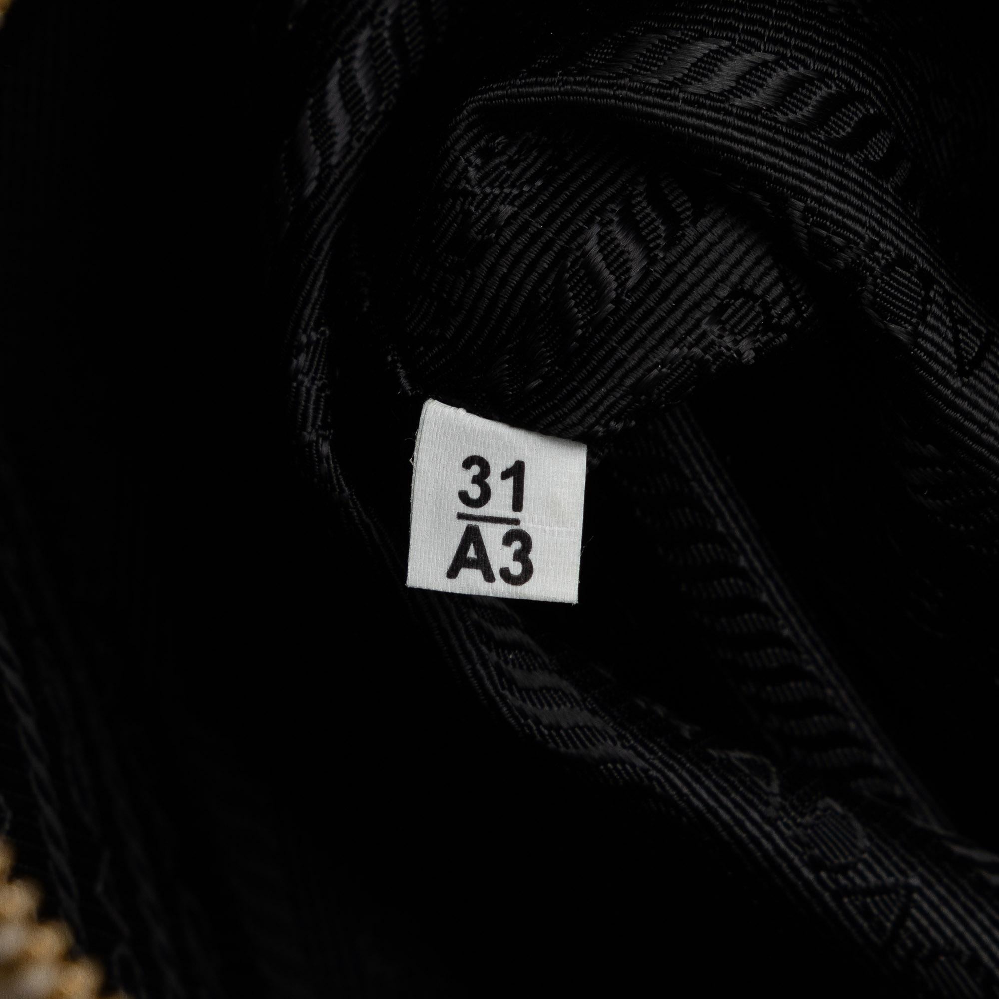 Prada Vitello Daino Backpack (SHG-34hNw5)