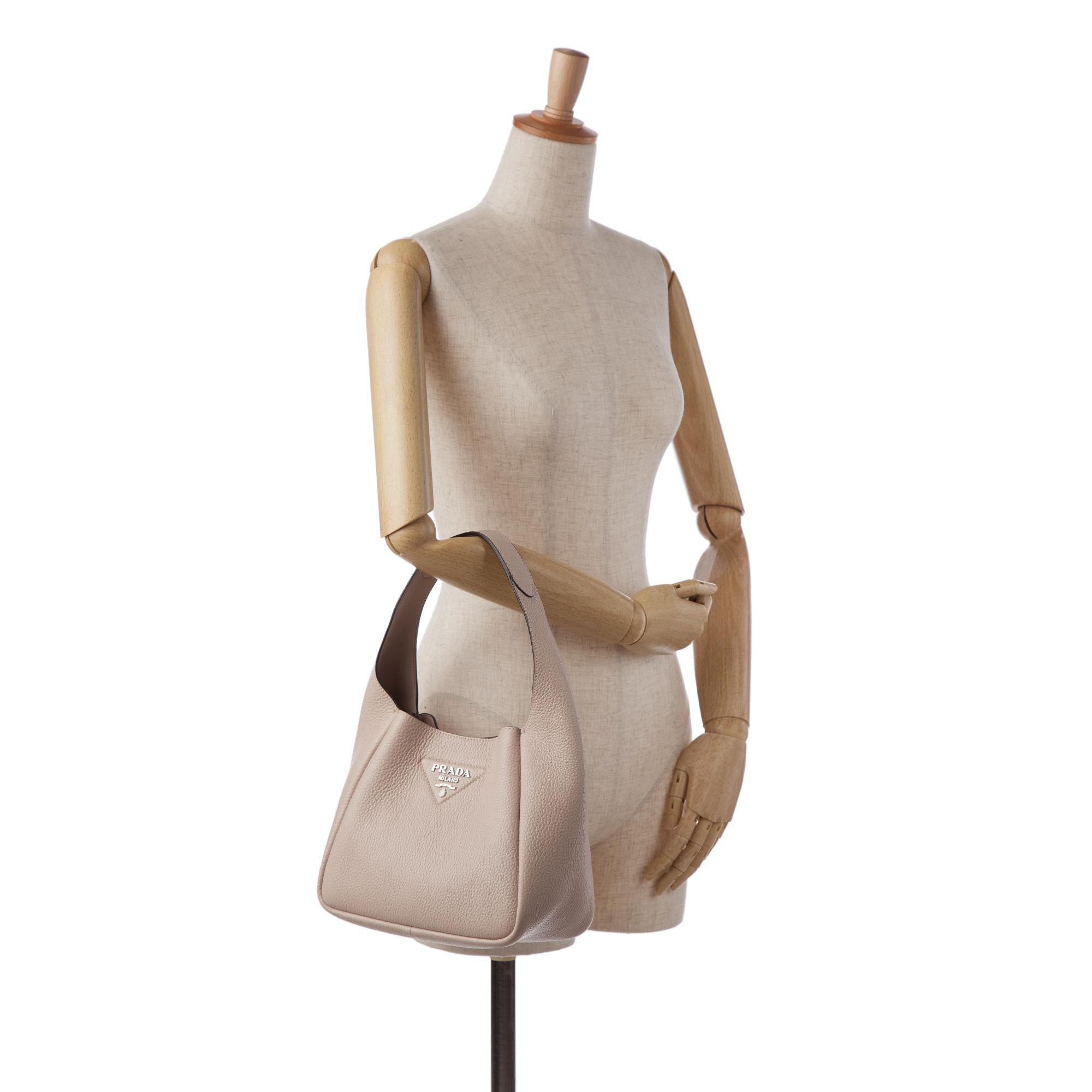 Prada Vitello Daino Dynamique (SHG-ZFQi81)