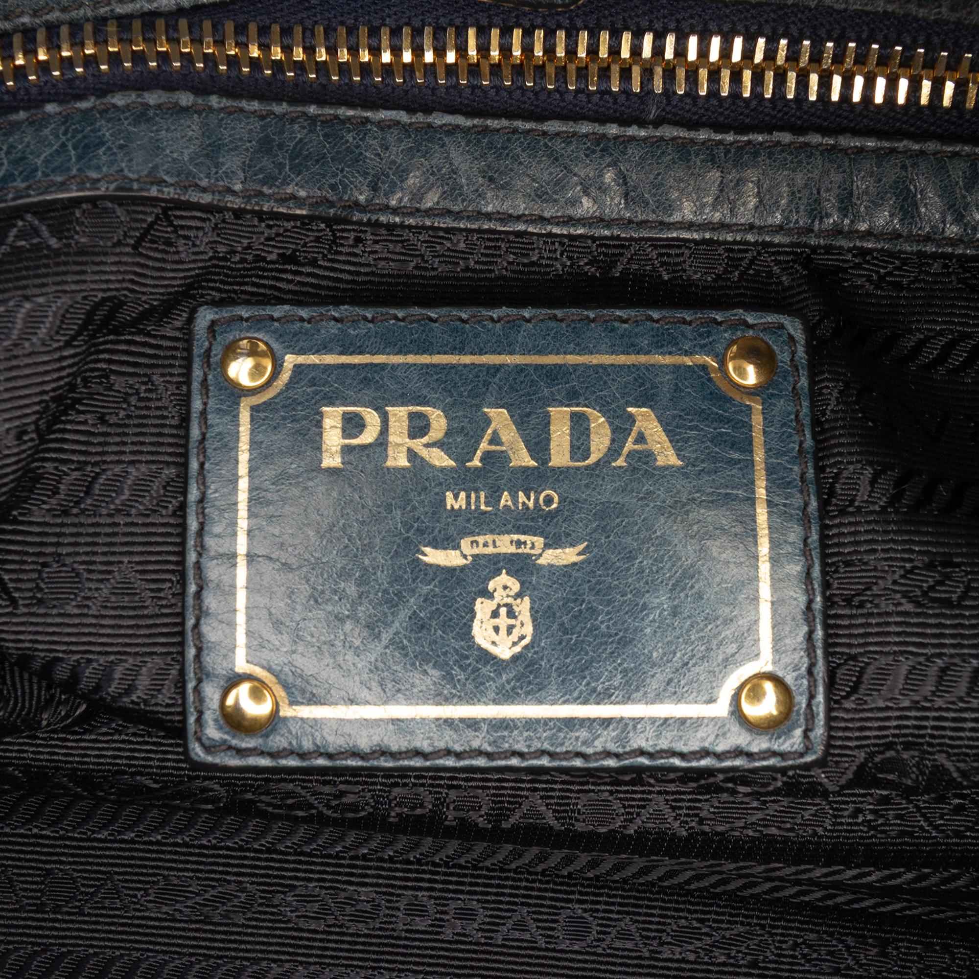 Prada Vitello Daino Hobo