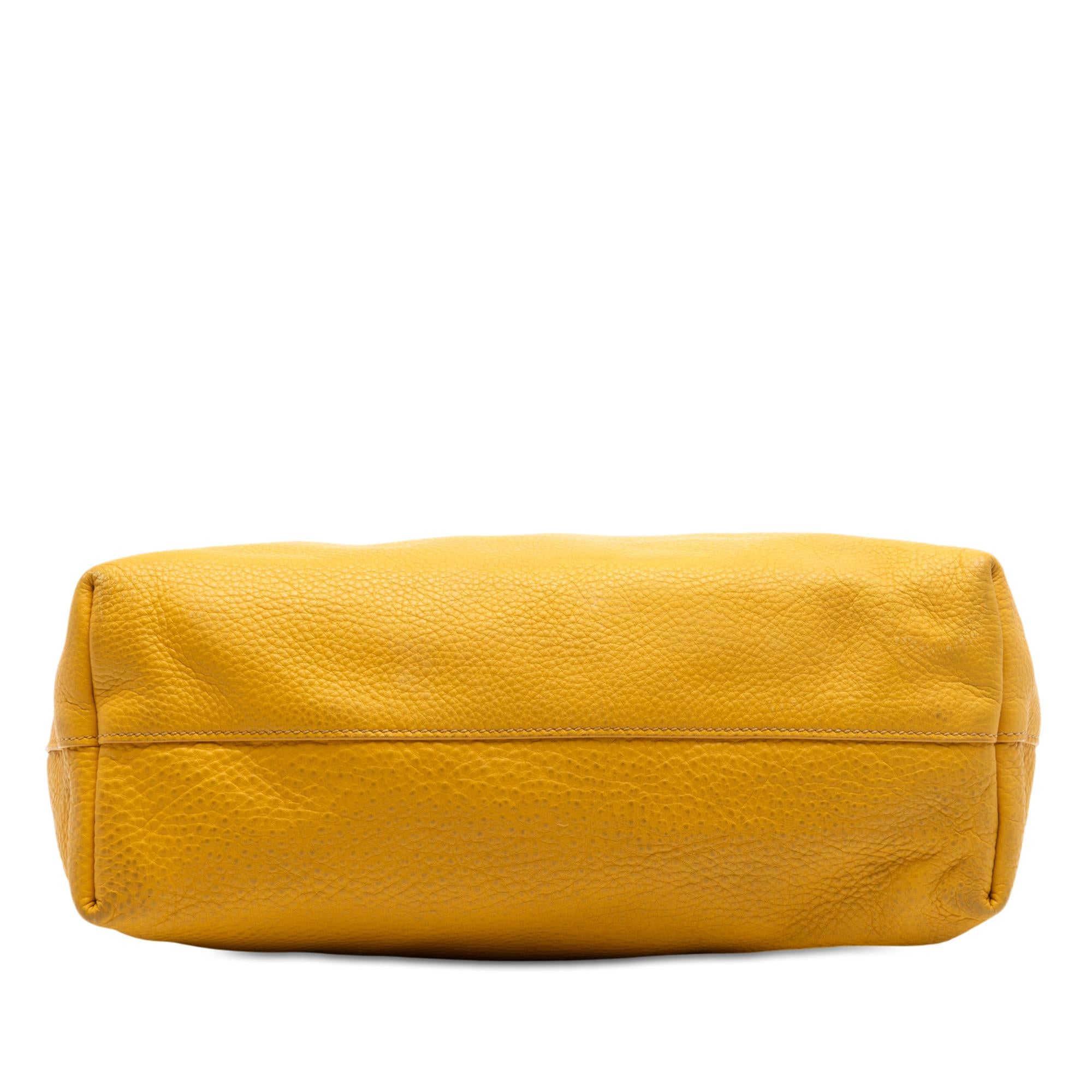 Prada Vitello Daino Open Convertible Tote